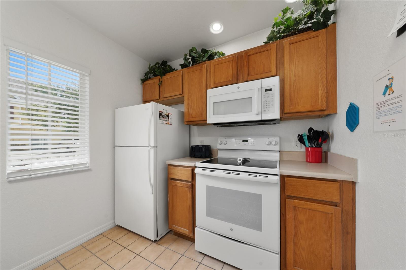 VENETIAN BAY VILLAGE CONDO PH 3 - Residential