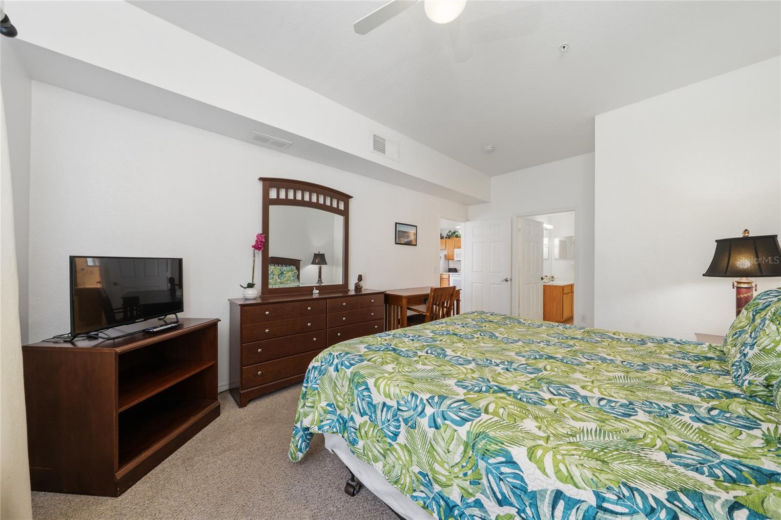 VENETIAN BAY VILLAGE CONDO PH 3 - Residential