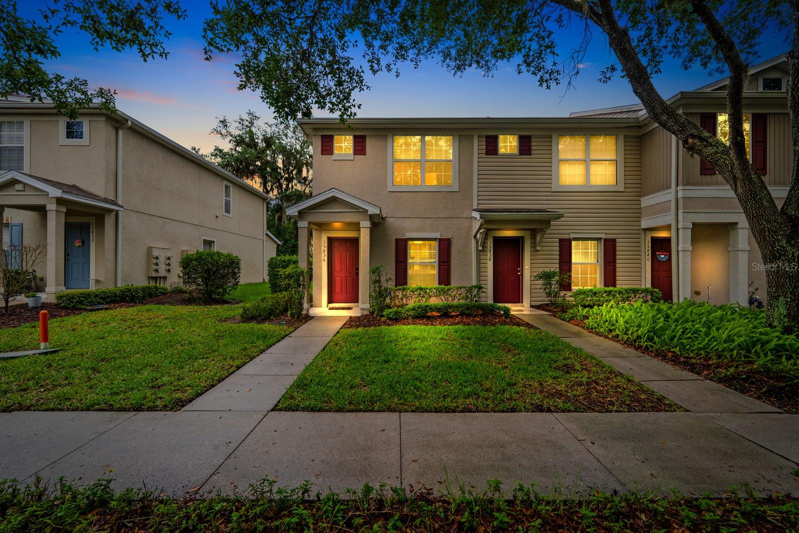 FISHHAWK RANCH TWNHMS PH - Residential