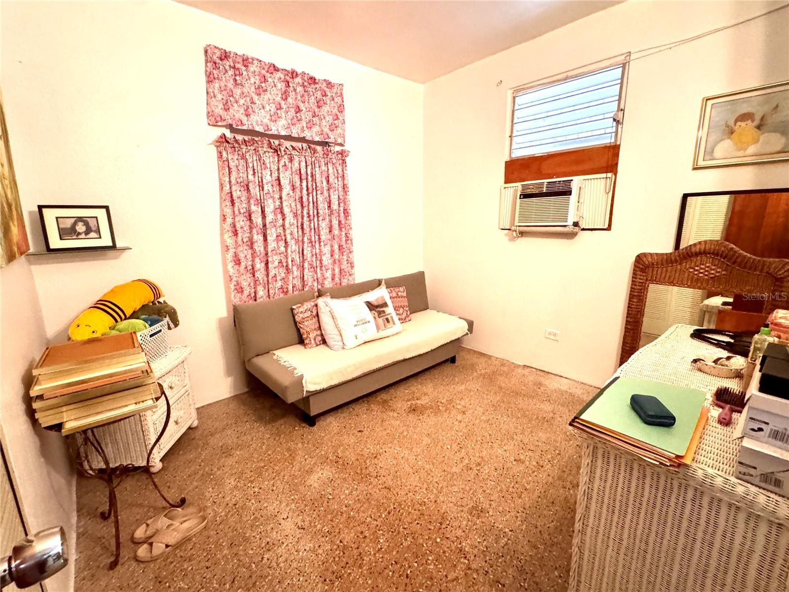SANTA JUANITA - Residential