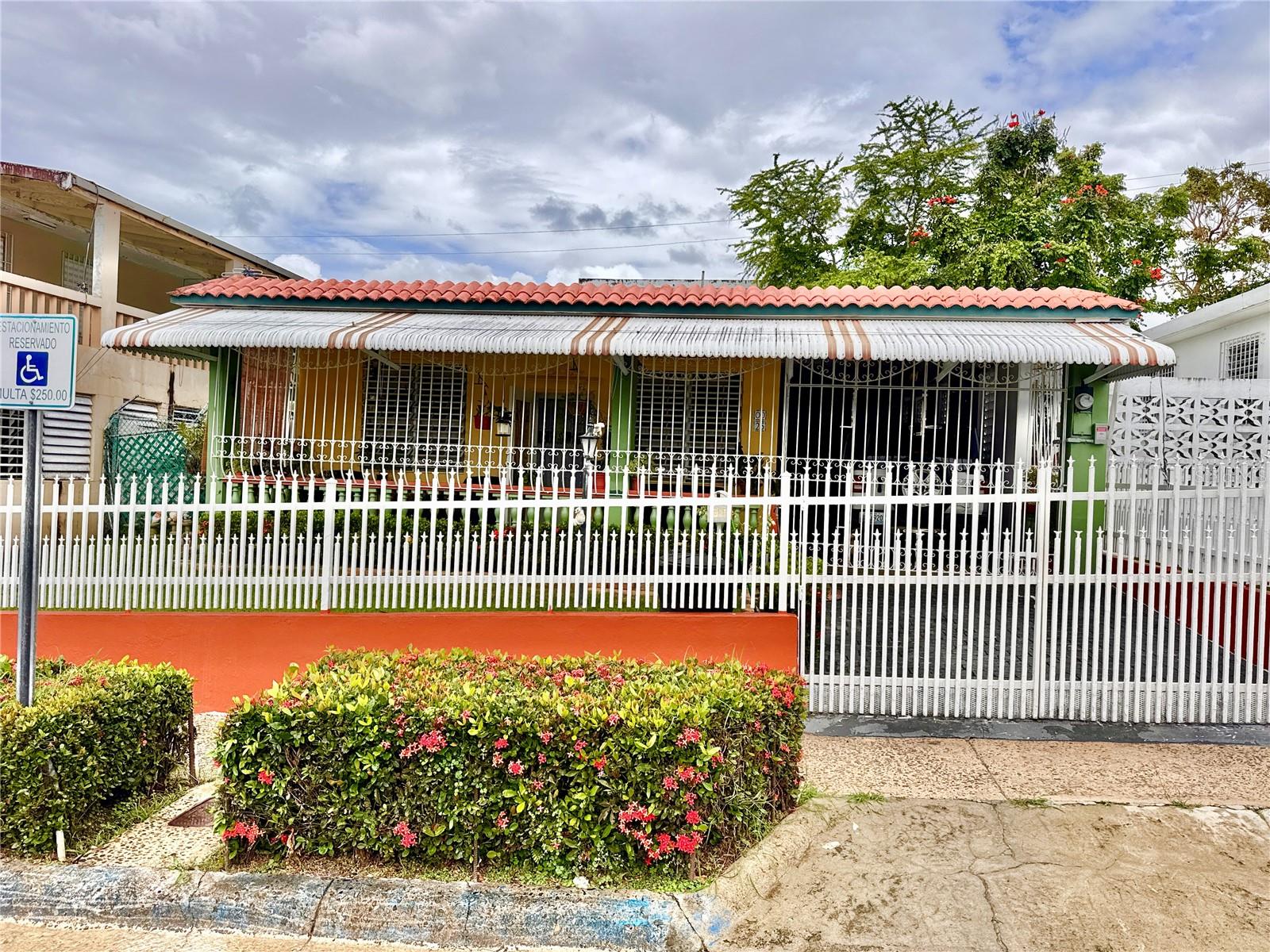 SANTA JUANITA - Residential