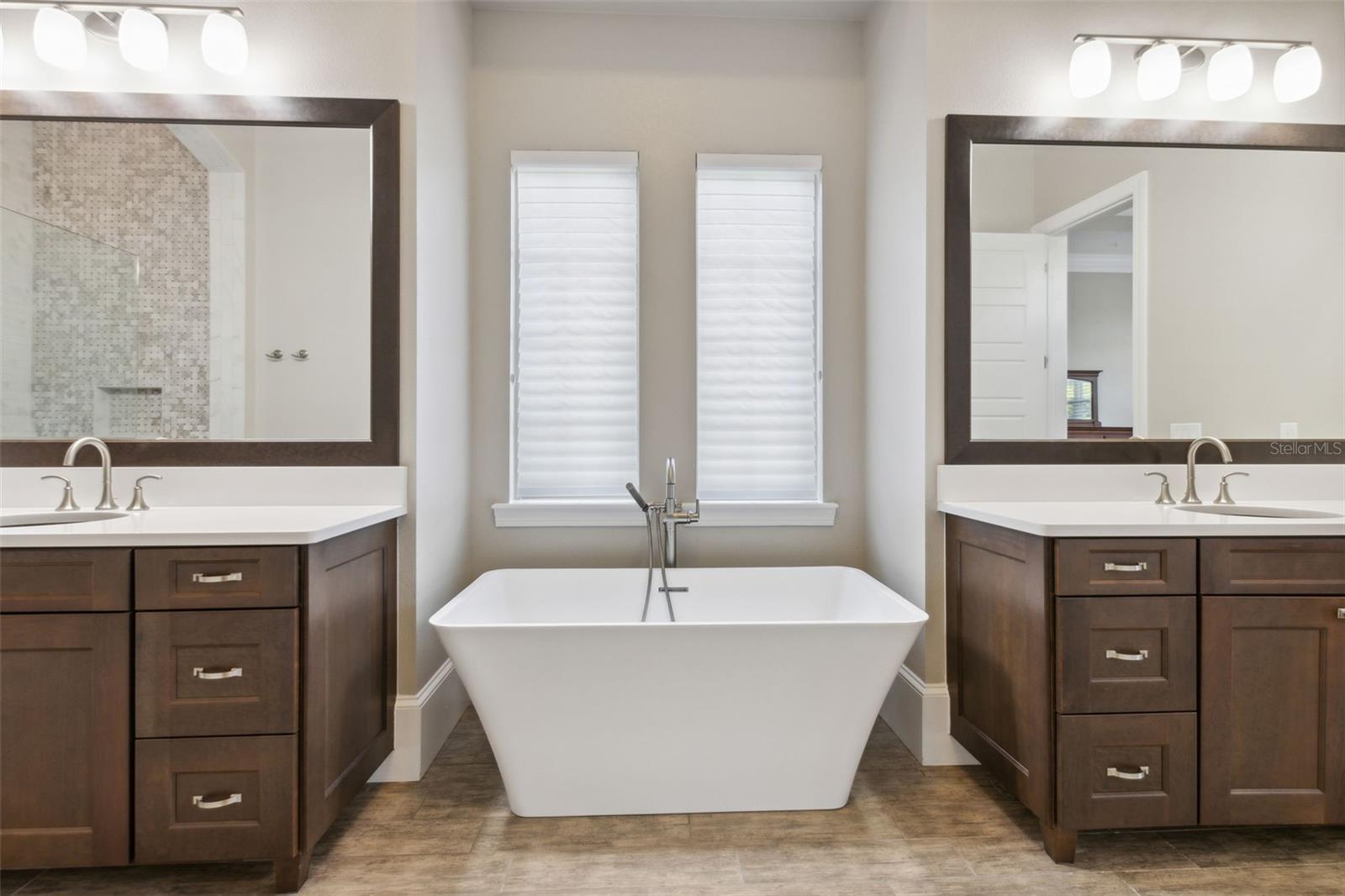 BALDWIN PARK - Residential