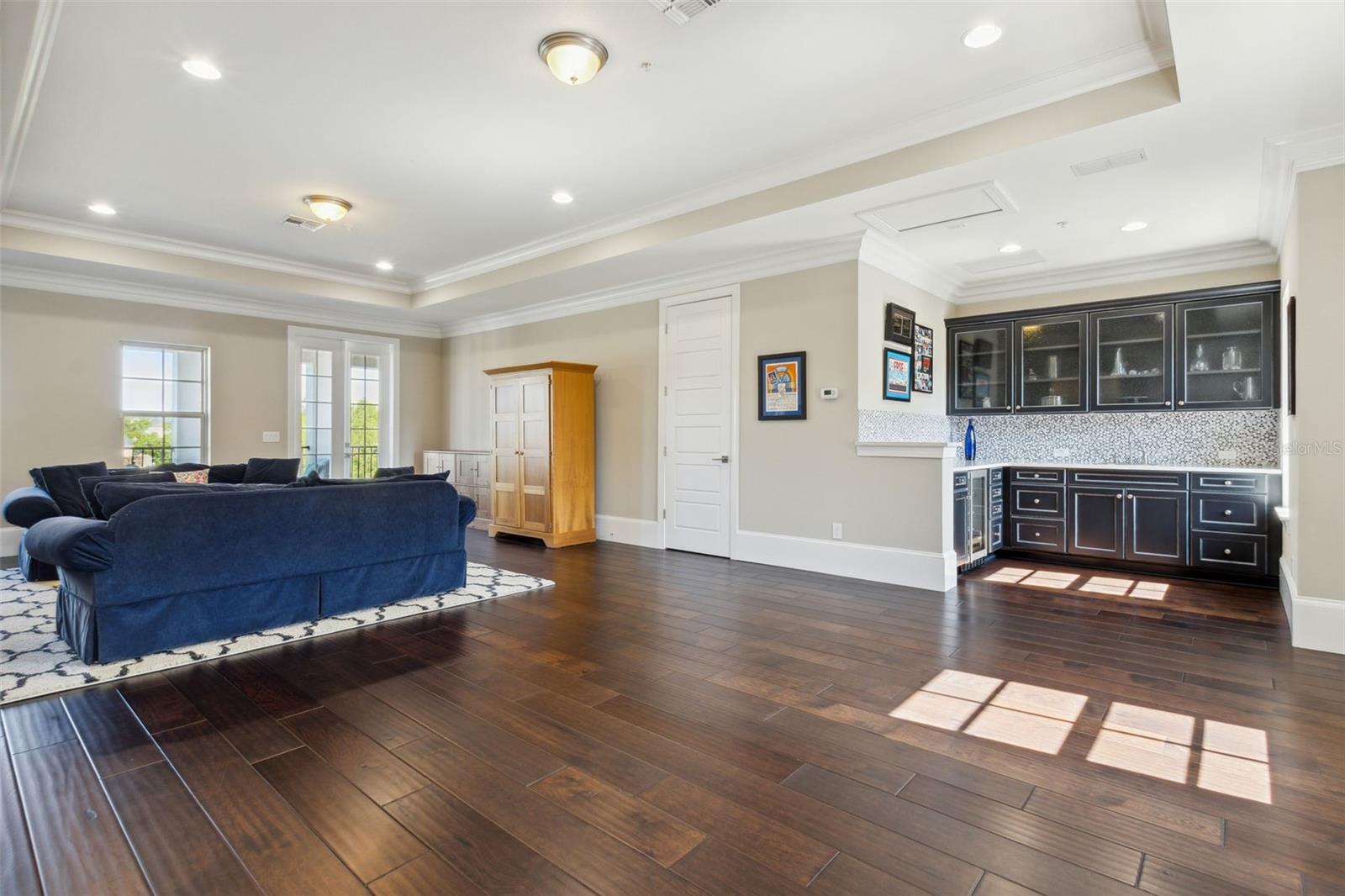 BALDWIN PARK - Residential