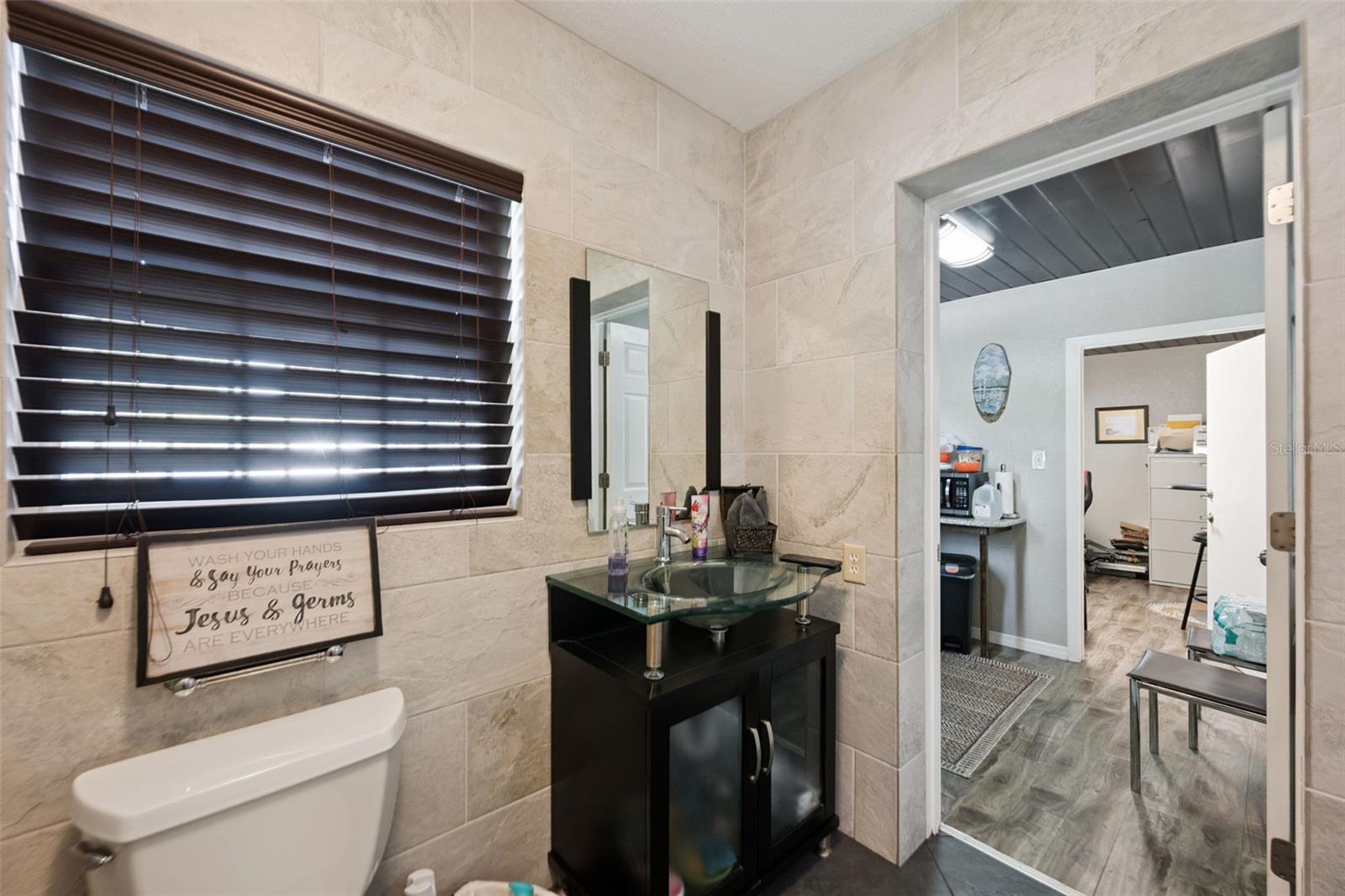 AZALEA PARK ANNEX REP - Commercial Sale