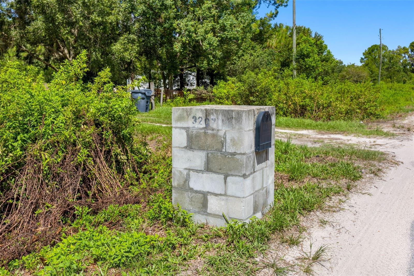 COUNTRY TRAILS PH 03 - Land