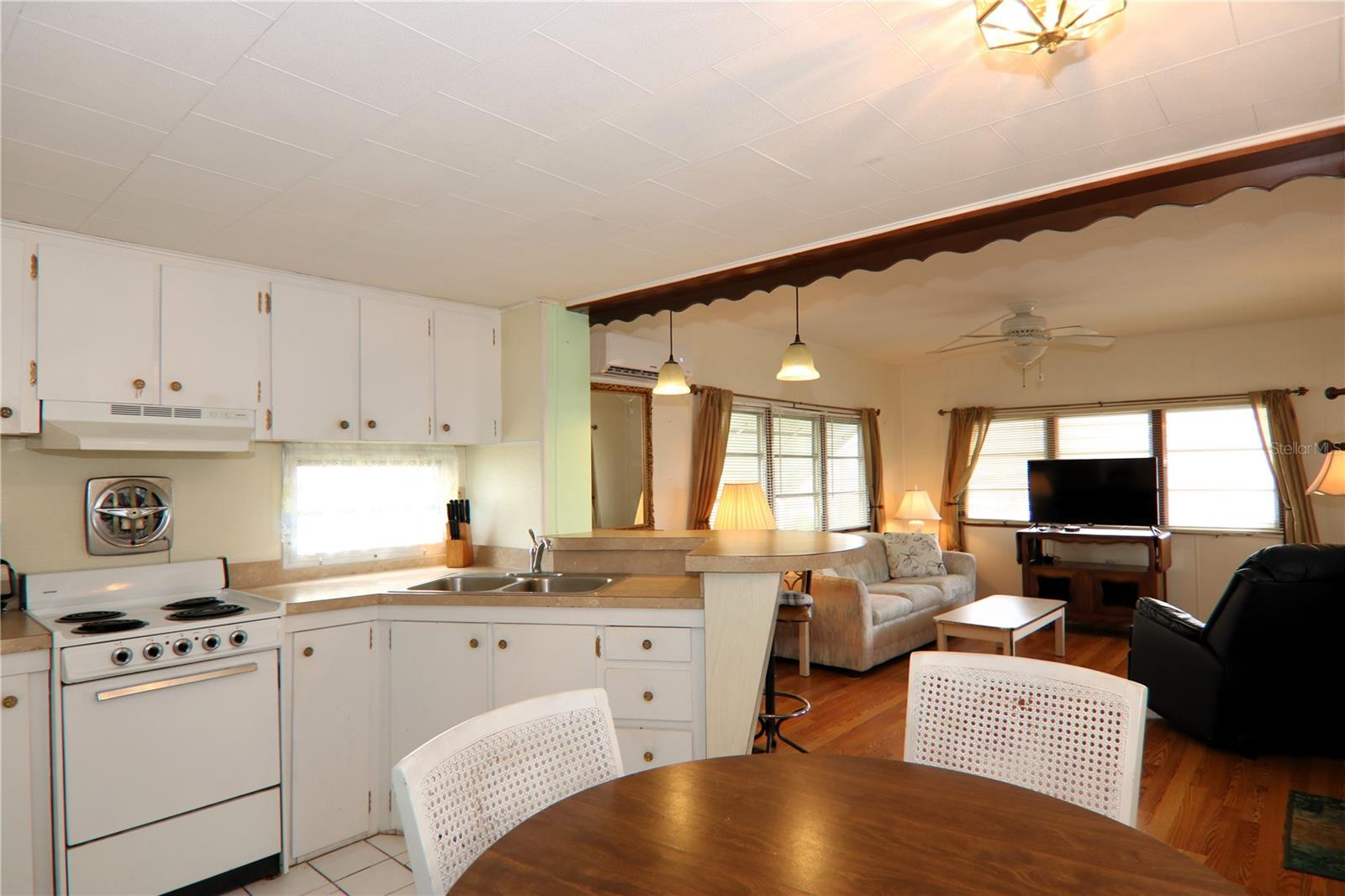 HARBOR LIGHTS MHP CO-OP - Residential