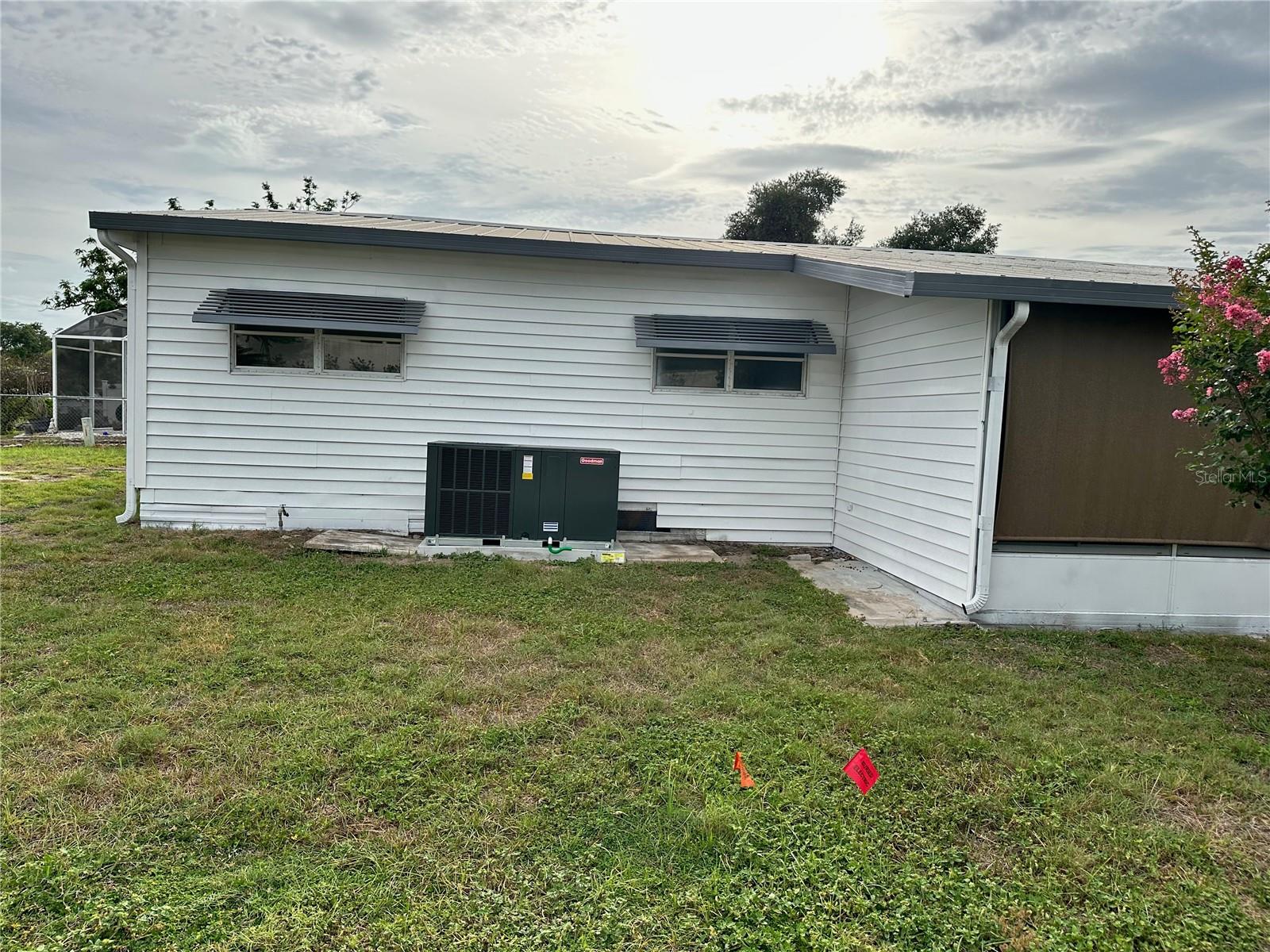 ASTATULA E LAKE HARRIS ESTATES ADD 07 - Residential Lease
