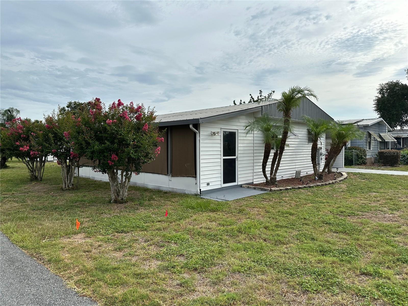 ASTATULA E LAKE HARRIS ESTATES ADD 07 - Residential Lease