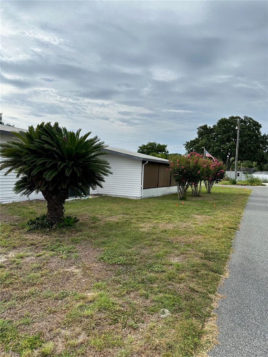 ASTATULA E LAKE HARRIS ESTATES ADD 07 - Residential Lease