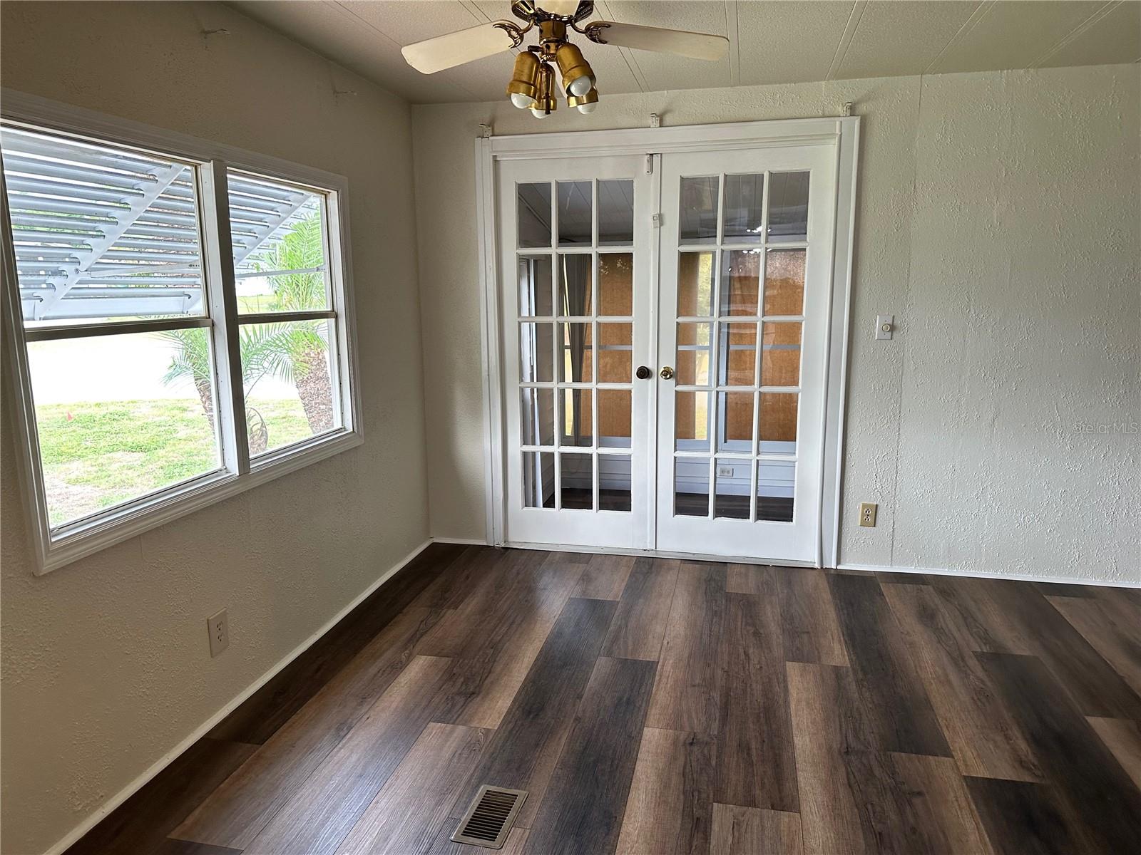 ASTATULA E LAKE HARRIS ESTATES ADD 07 - Residential Lease