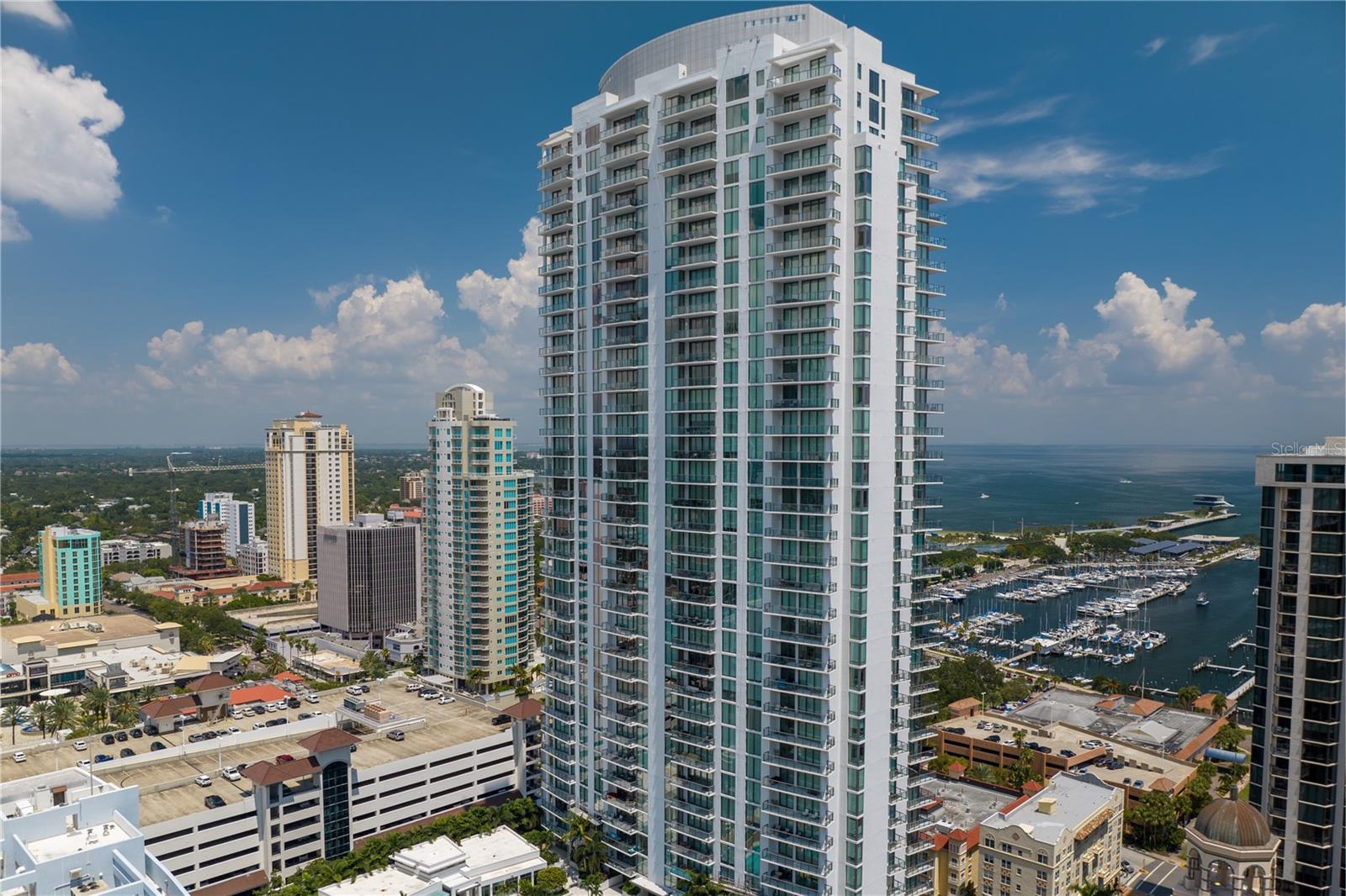 Center unit WATERVIEW RESIDENCE at ONE St. Petersburg. As a resident of the affluent ONE St. Petersburg building, you will enjoy the finest amenities and a property management staff with 24-hr security that is second to none. Amenities include a Formal Social Room, Game Room, Club Room, and Library. The 40,000 SF resort-styled outdoor amenities deck includes a 75' lap pool, cabanas, spa, lush landscaping, outdoor kitchen, fire pits and abundant lounge seating. The 5,000 SF fitness & yoga center rivals the best gyms in the area. Located in the heart of downtown, you are only minutes away from an array of different cuisine options, world-renowned museums, bars & nightlife, sports arenas, waterfront parks, shopping, the New St. Pete Pier and more…