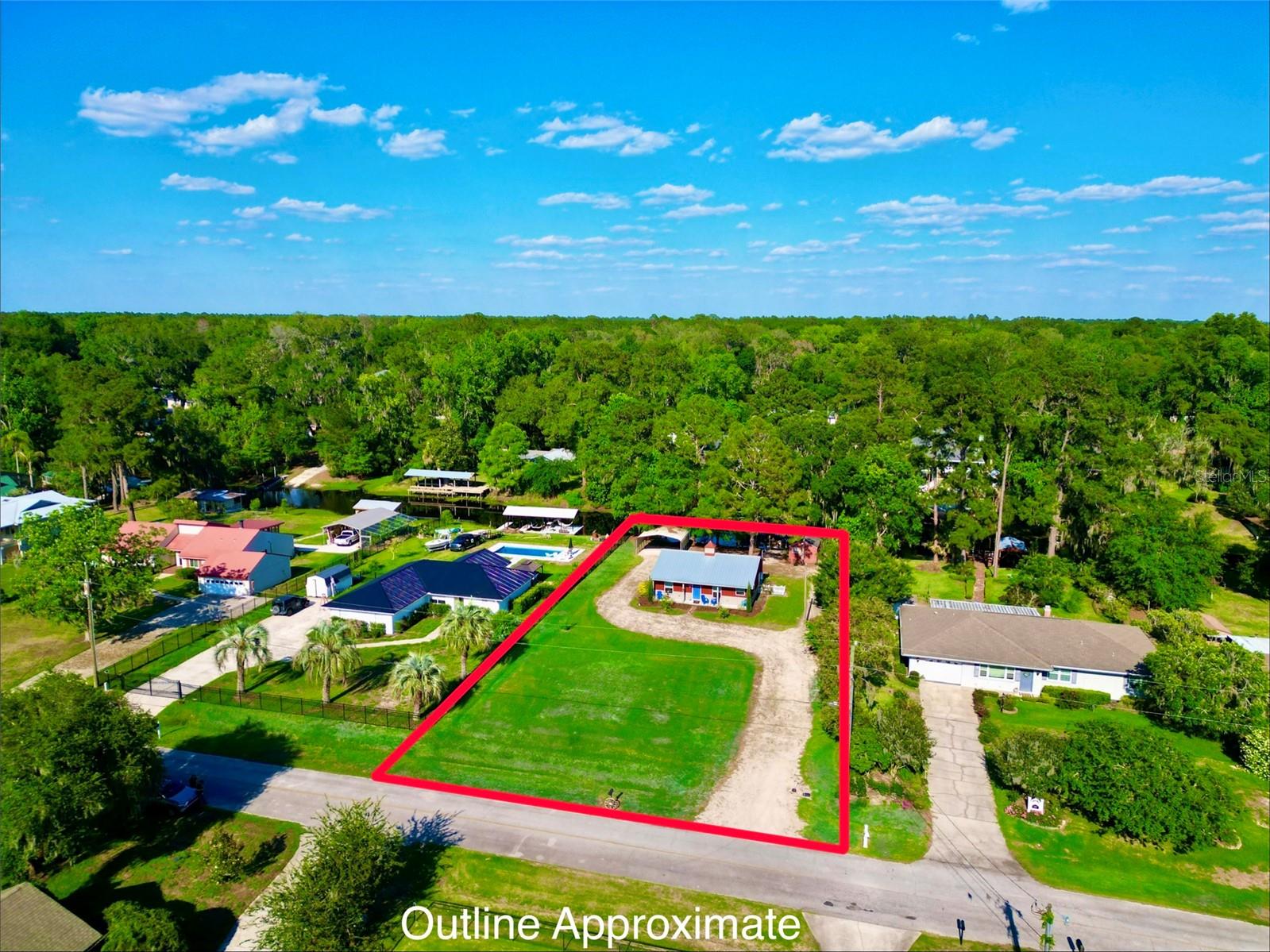 SEMINOLE RIDGE #7 - Residential
