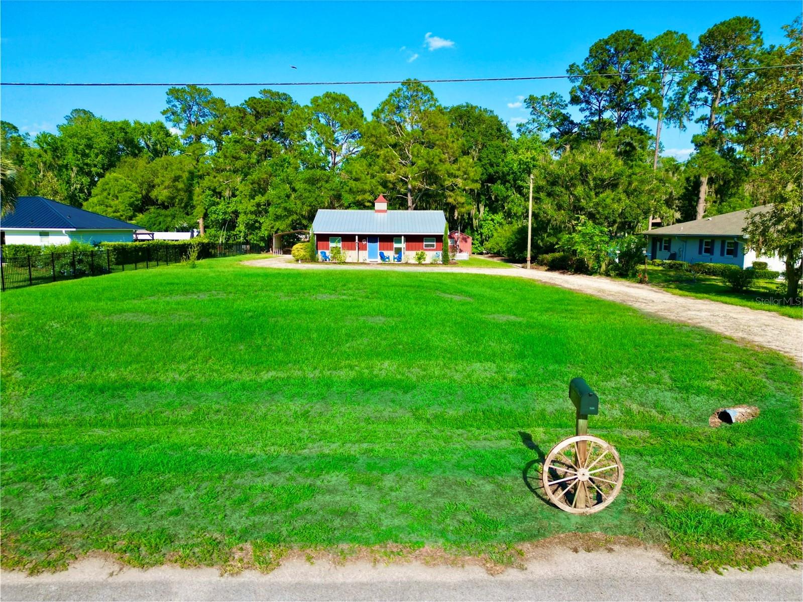 SEMINOLE RIDGE #7 - Residential