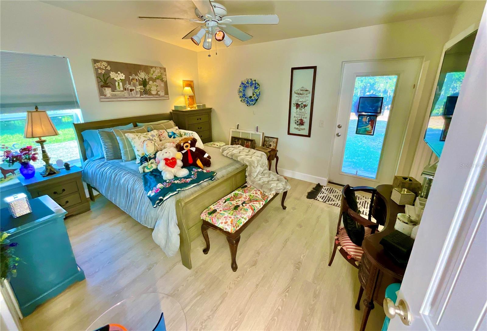 SEMINOLE RIDGE #7 - Residential