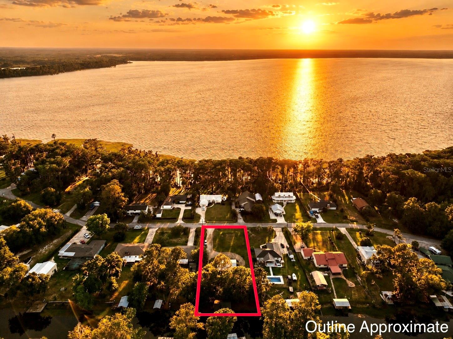 SEMINOLE RIDGE #7 - Residential