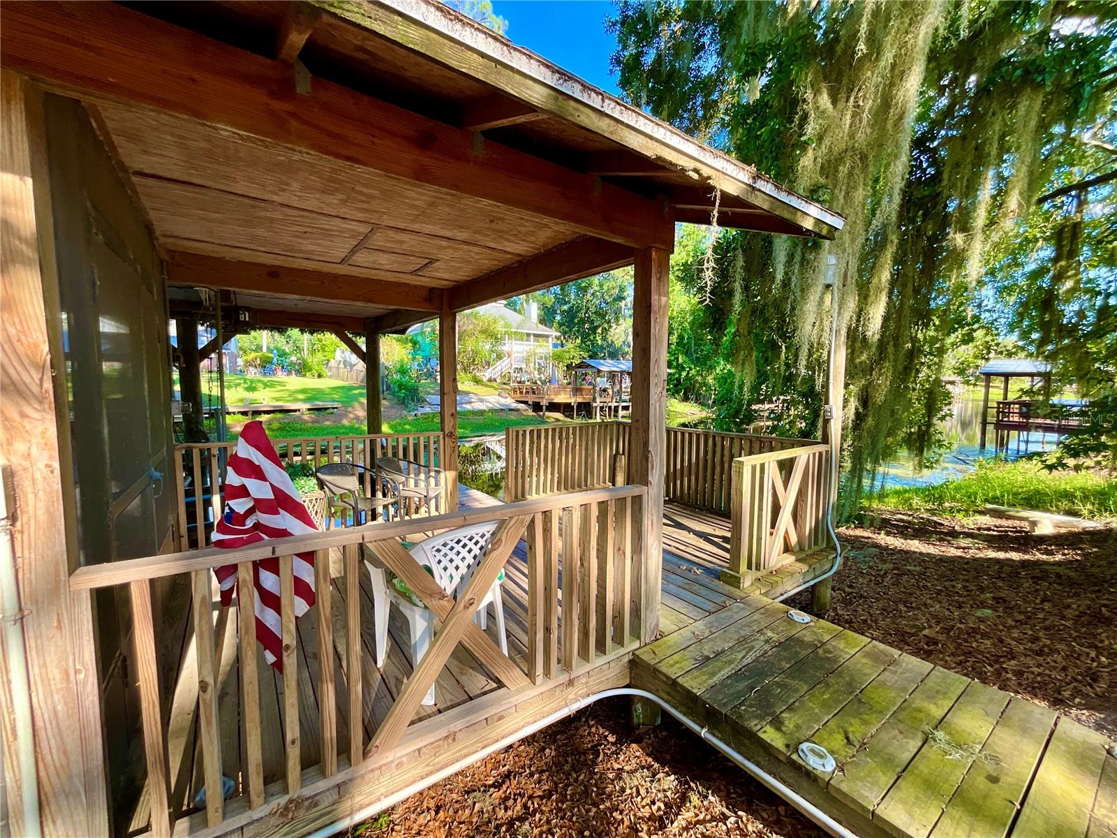 SEMINOLE RIDGE #7 - Residential
