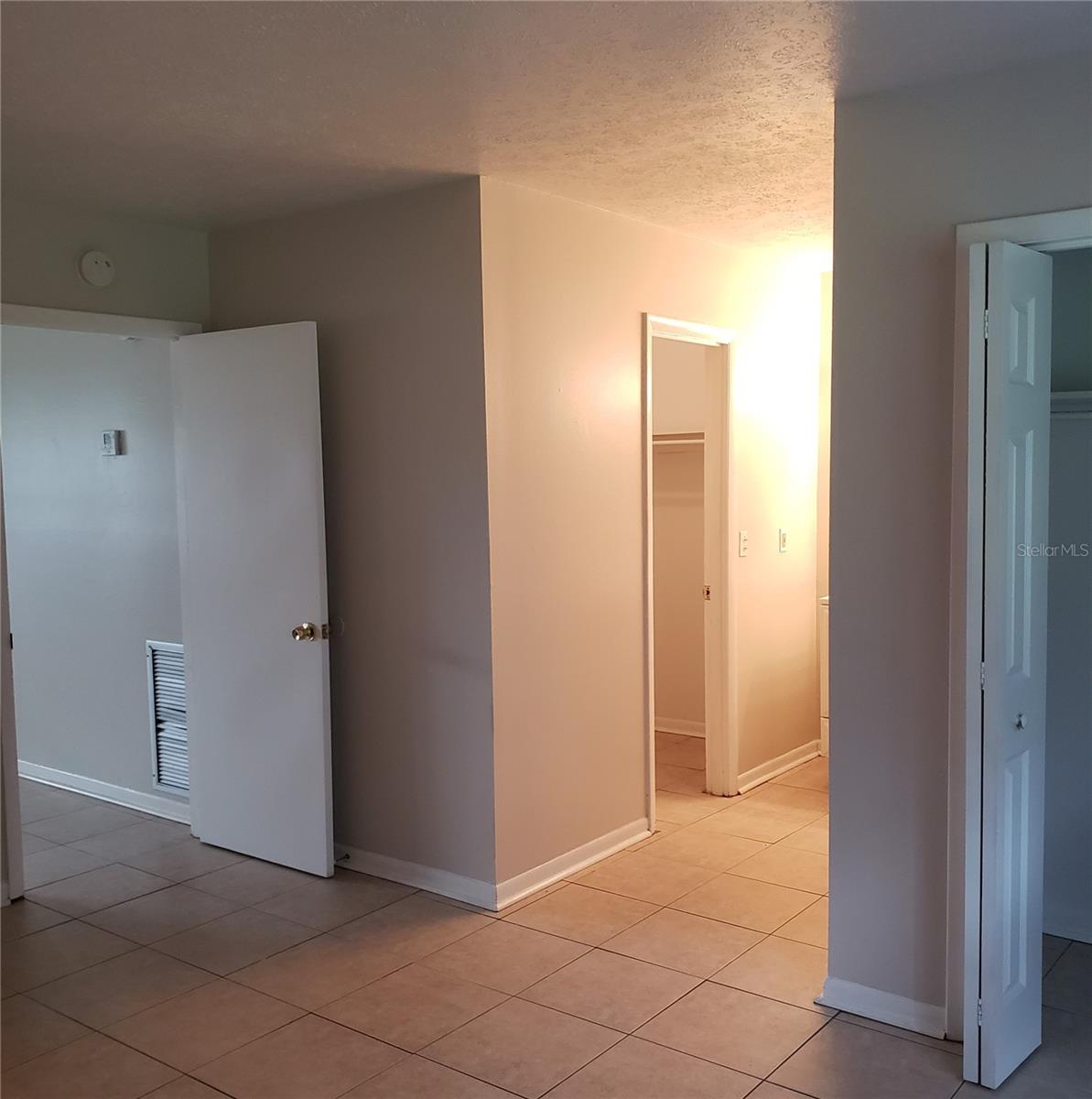 RAILROAD TOWN ADD - Residential Lease