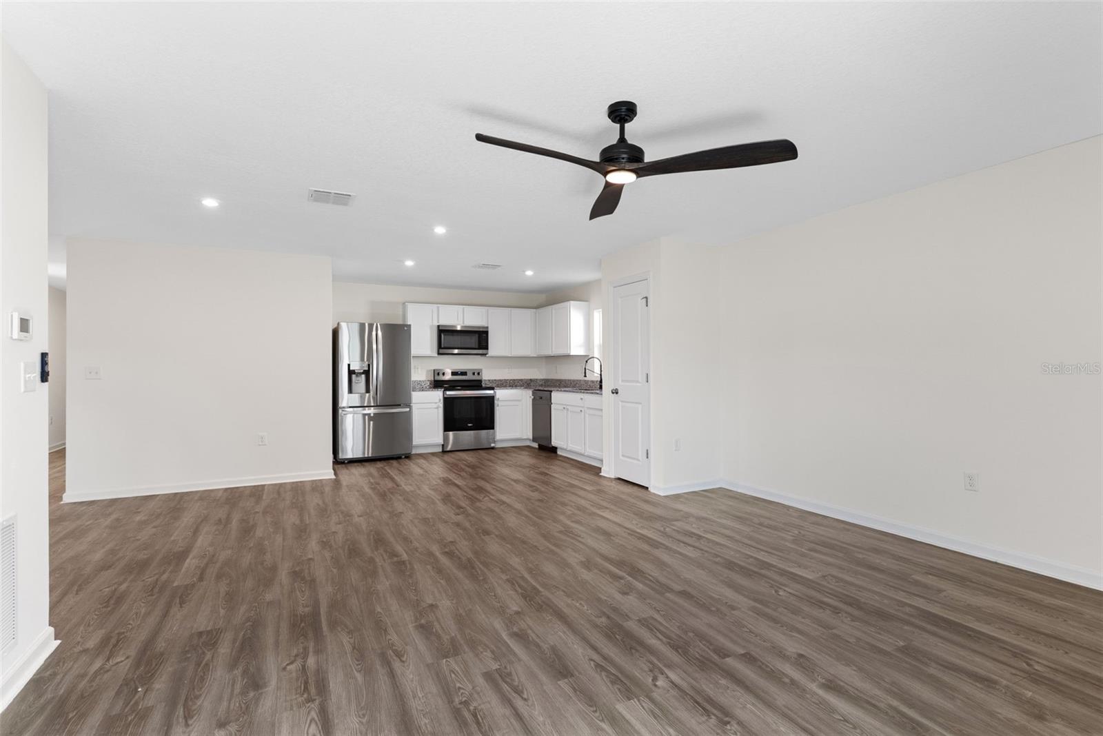 SUMTER VILLAS PH THREE - Residential