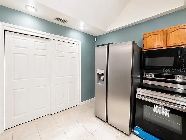 SHAWS POINT FIRST ADD - Residential Lease