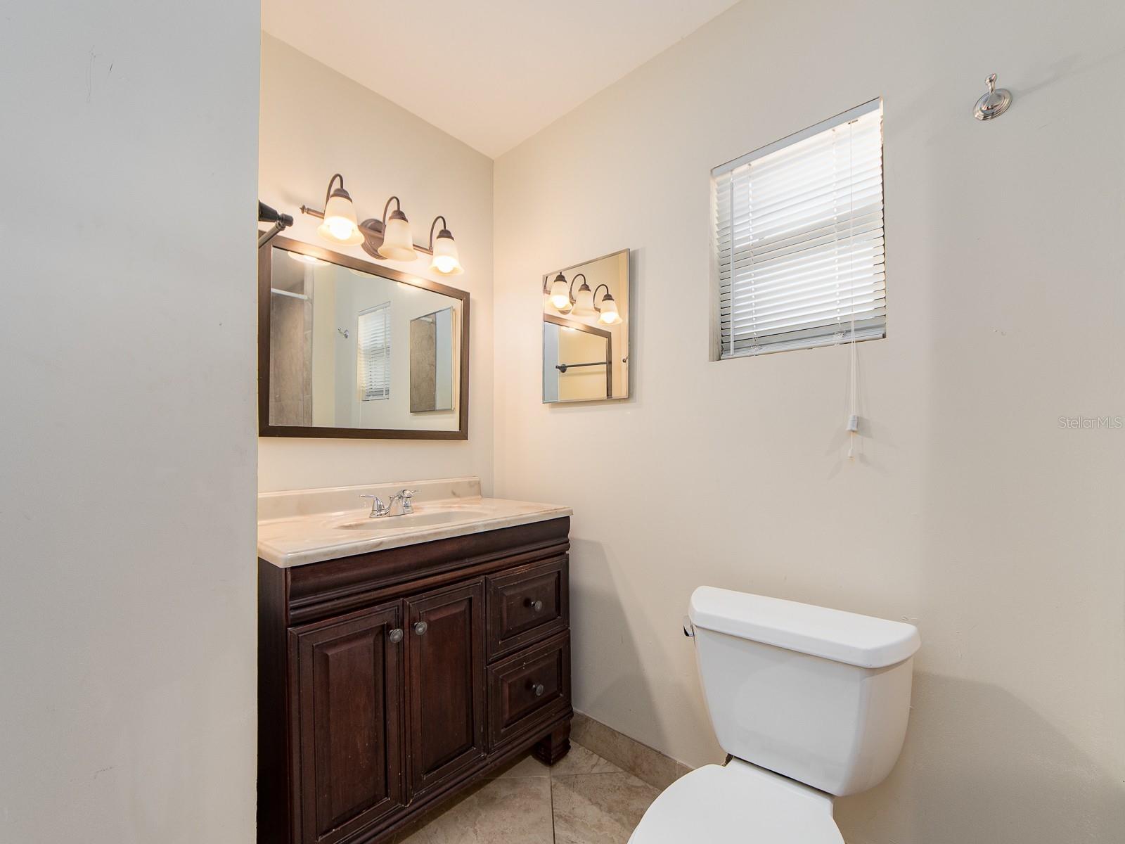 BELLEAIR MANOR UNIT 1 & 2 - Residential Lease