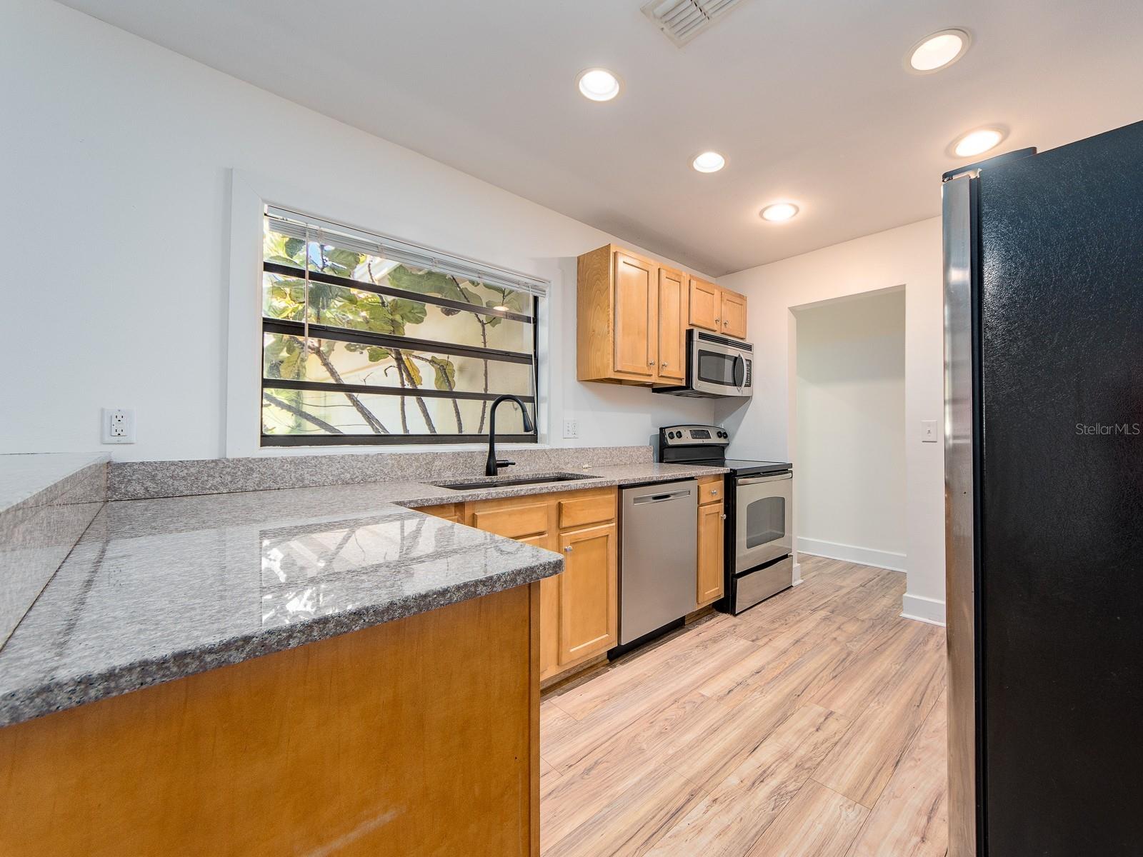 BELLEAIR MANOR UNIT 1 & 2 - Residential Lease