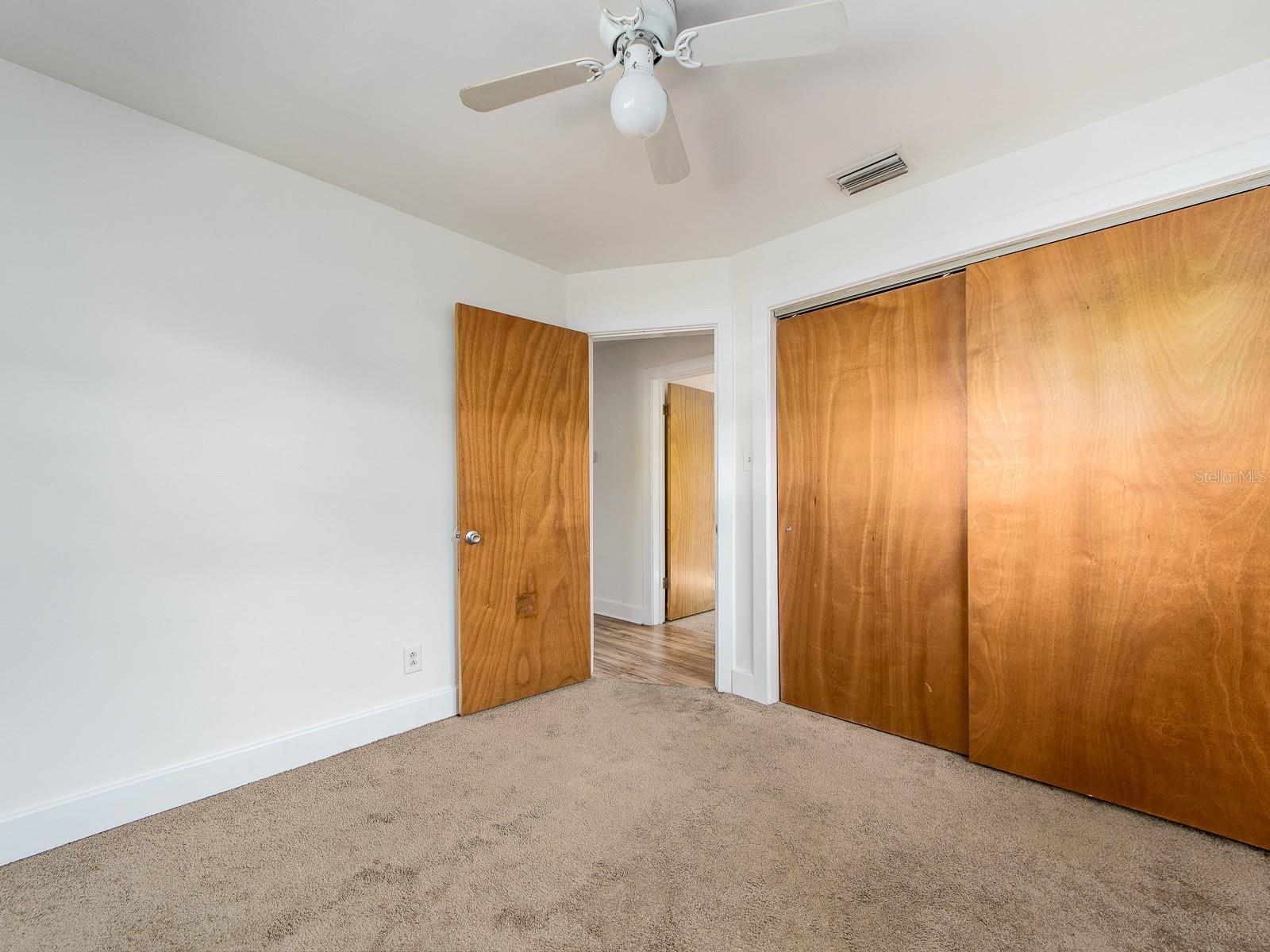 BELLEAIR MANOR UNIT 1 & 2 - Residential Lease