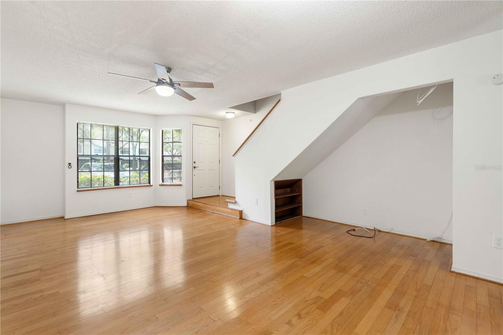 FAIRCREST I CONDO - Residential