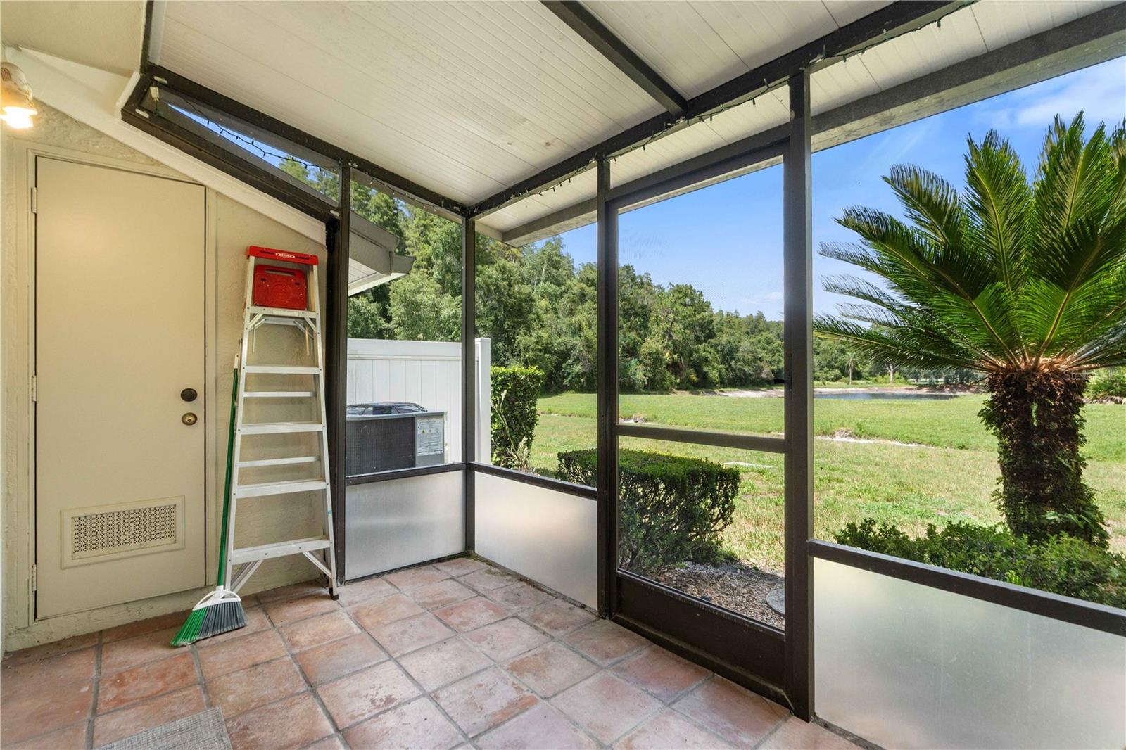 FAIRCREST I CONDO - Residential
