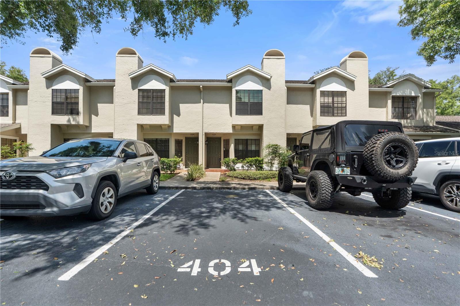 FAIRCREST I CONDO - Residential