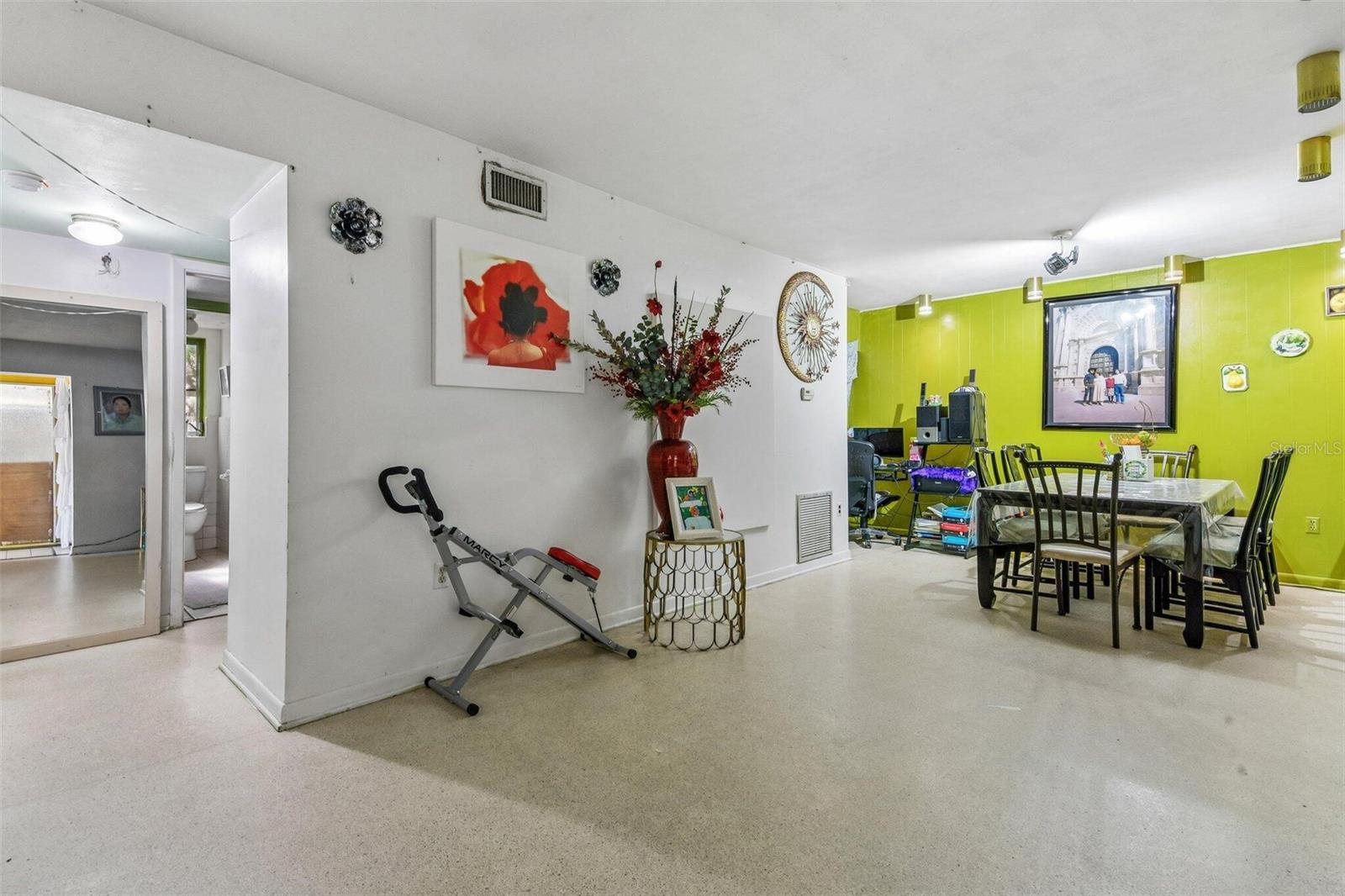 HIBISCUS GARDENS - Residential