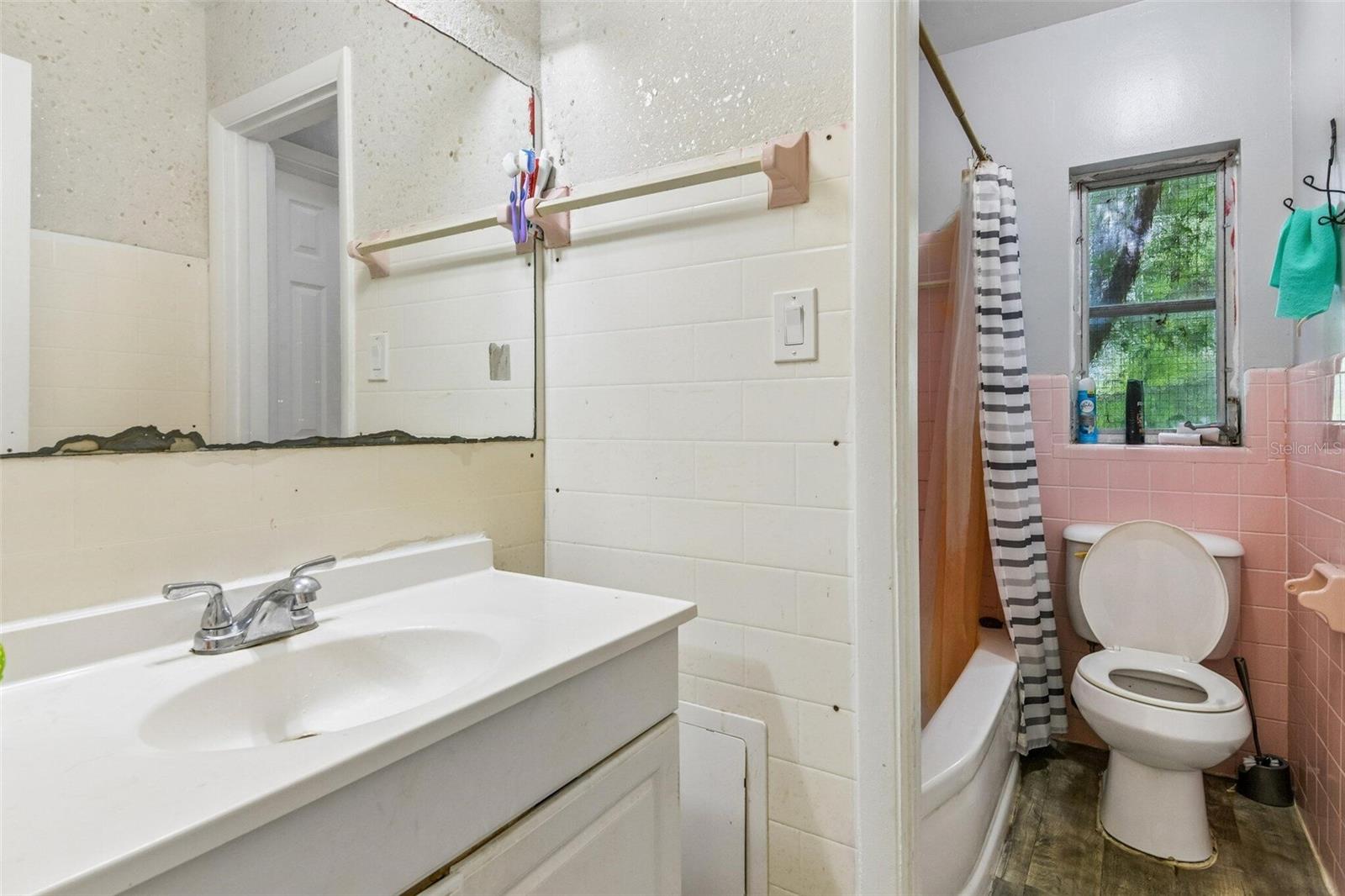 HIBISCUS GARDENS - Residential