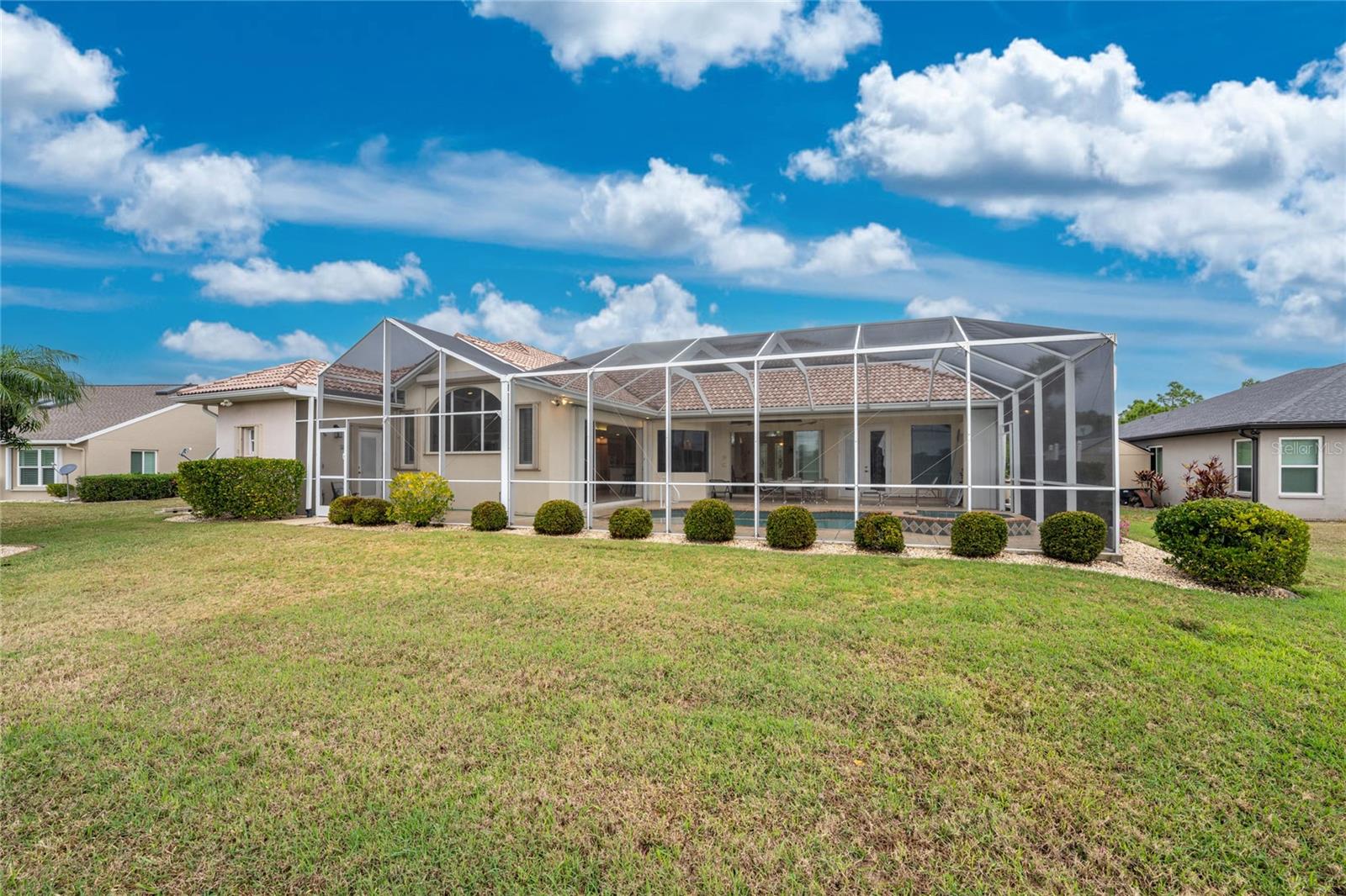 KINGS CROSSING - Residential