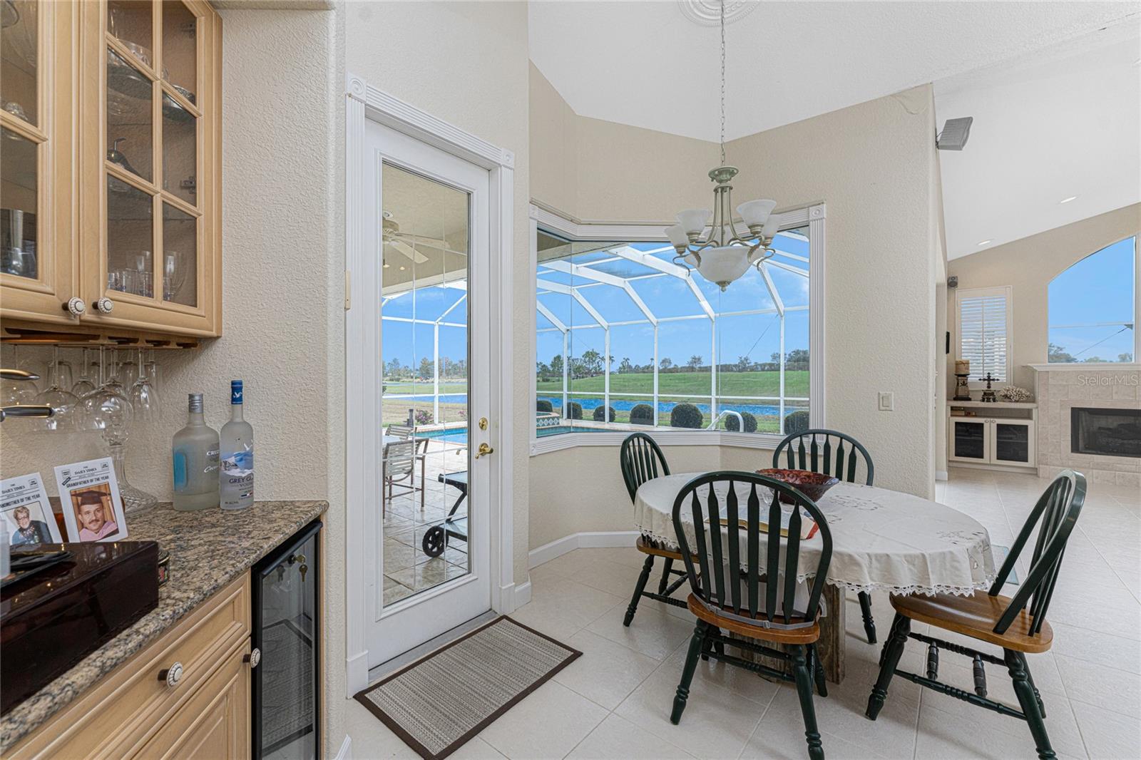 KINGS CROSSING - Residential