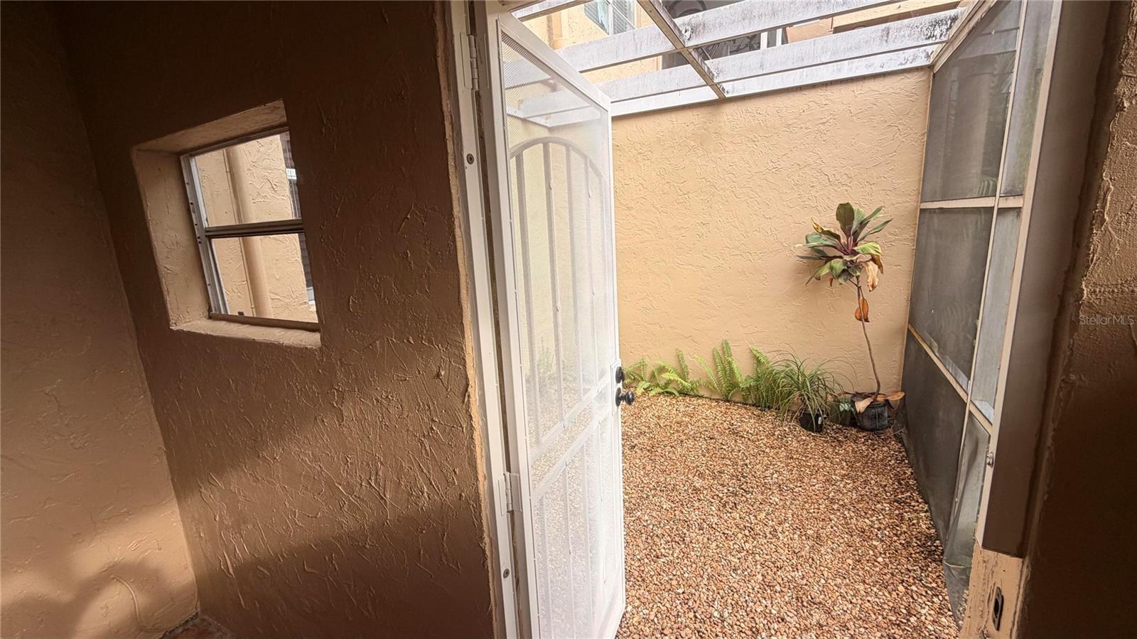 POLYNESIAN GARDENS CONDO - Residential Lease