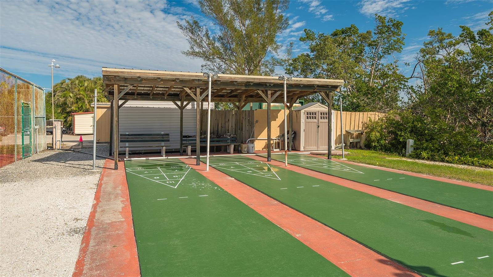 PALMA SOLA HARBOUR SEC 4 - Residential