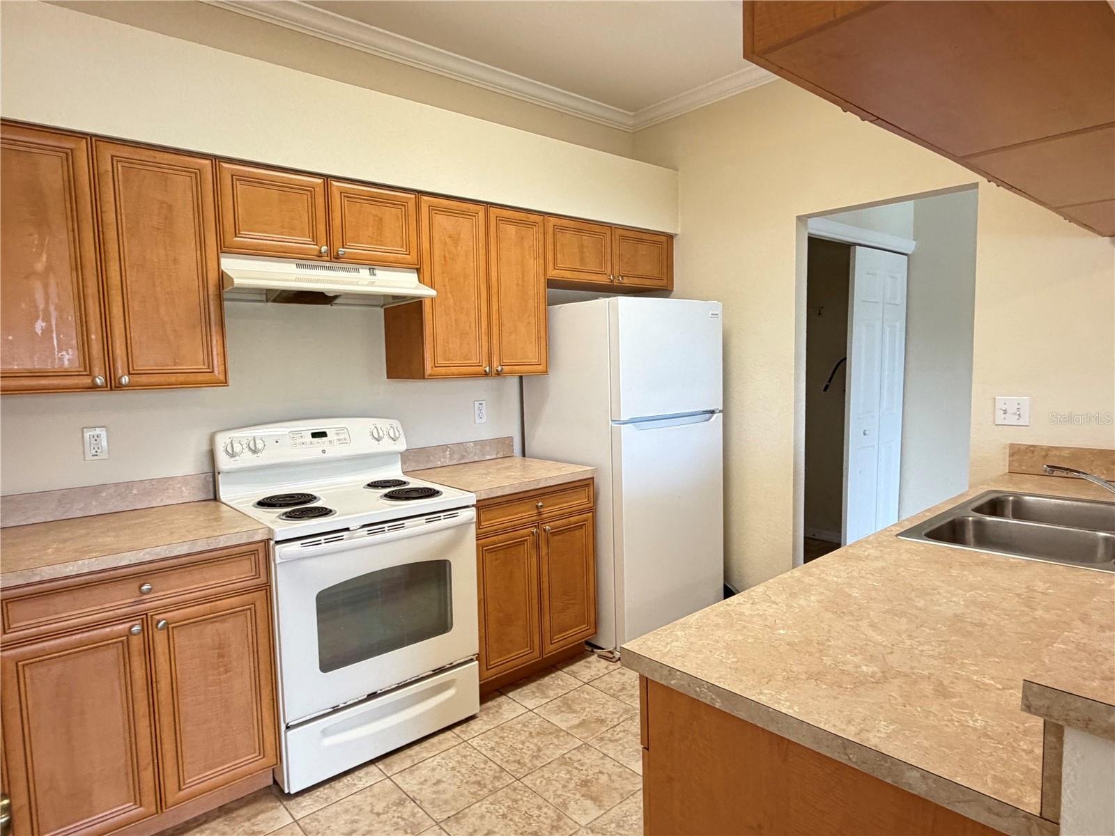 EAGLE POND CONDO - Residential Lease