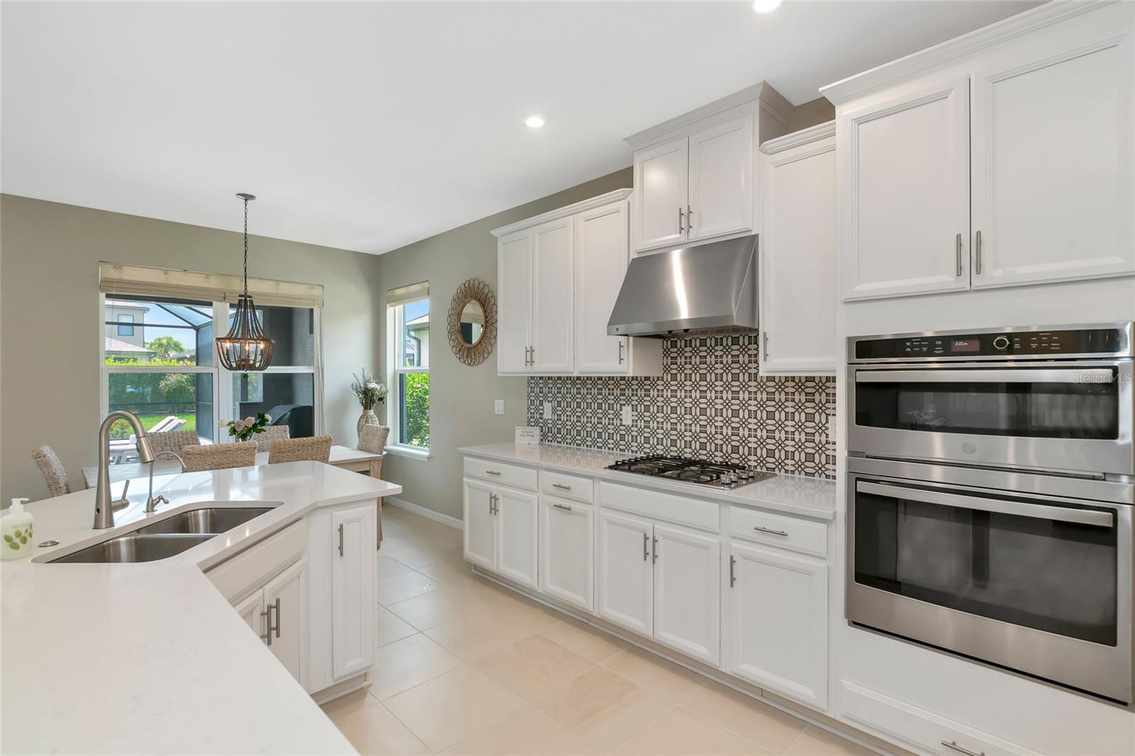 LT RANCH NEIGHBORHOOD ONE - Residential
