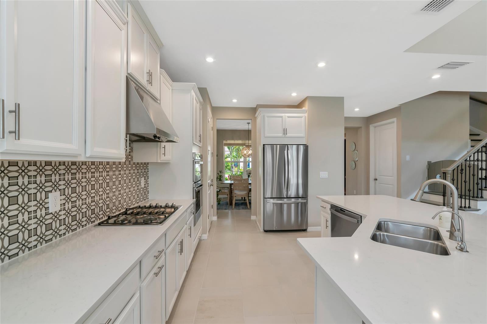 LT RANCH NEIGHBORHOOD ONE - Residential