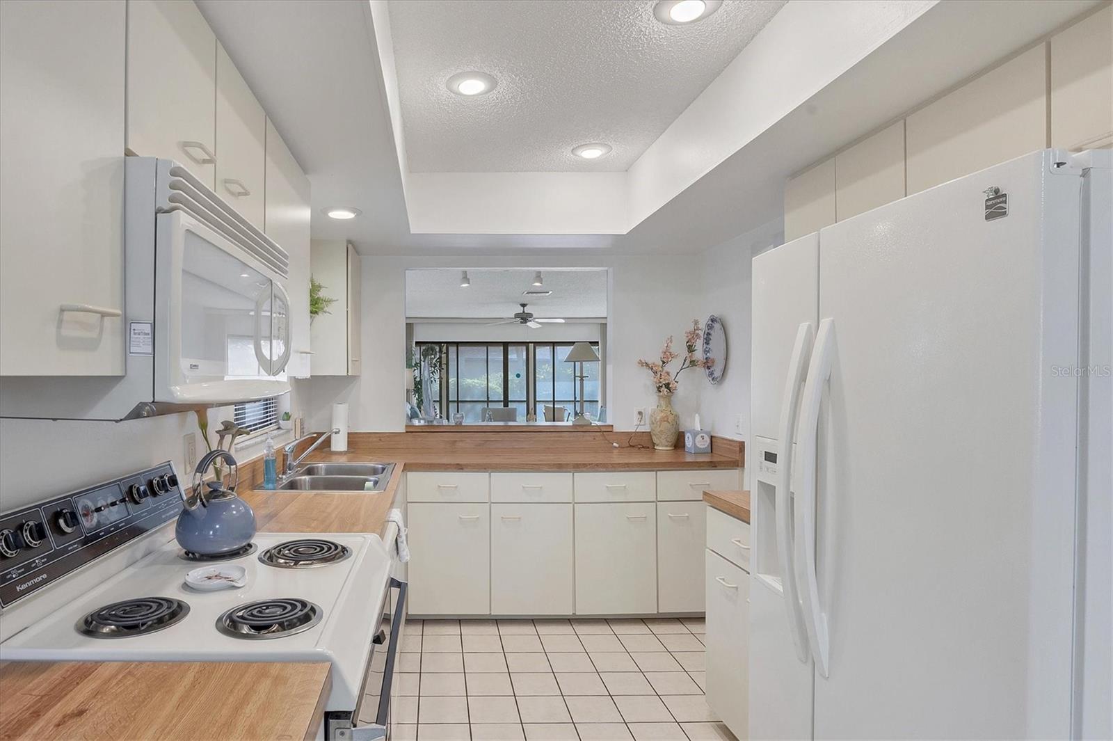 SCHOONER BAY - Residential
