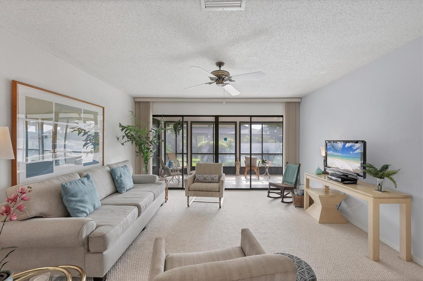 SCHOONER BAY - Residential