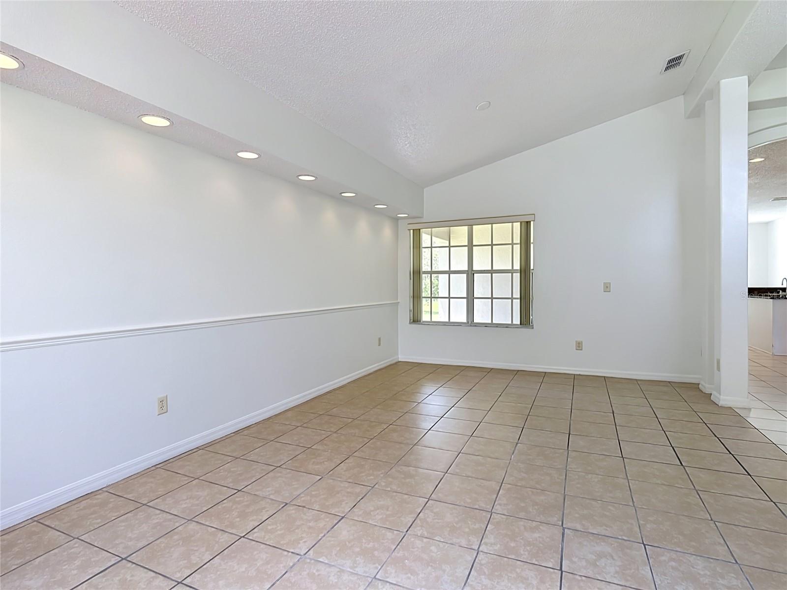 FLORIDA PINES - Residential
