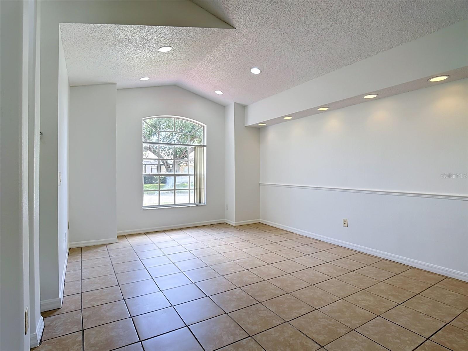 FLORIDA PINES - Residential