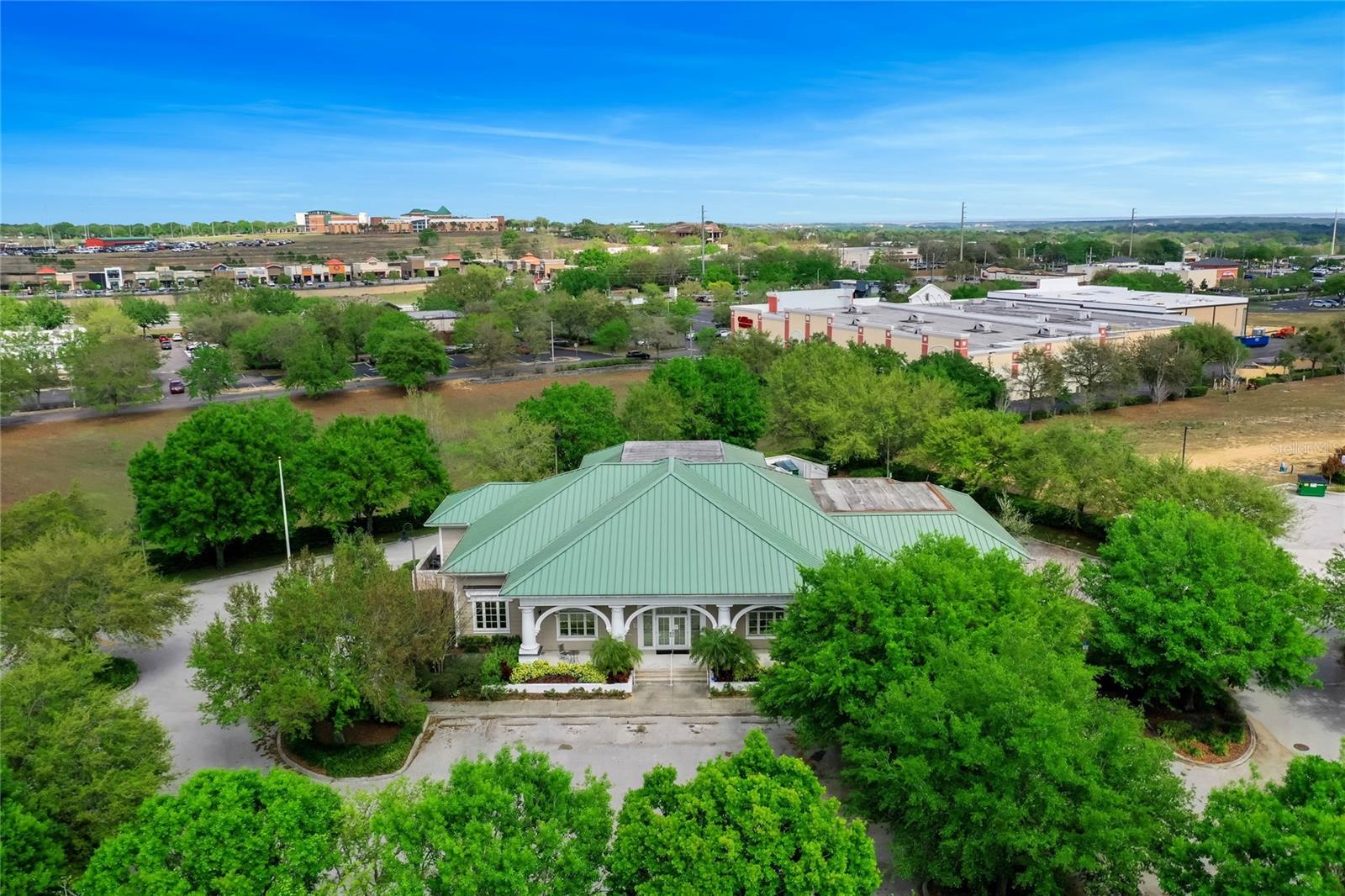 CLERMONT HANCOCK TOWNE CENTRE - Commercial Sale