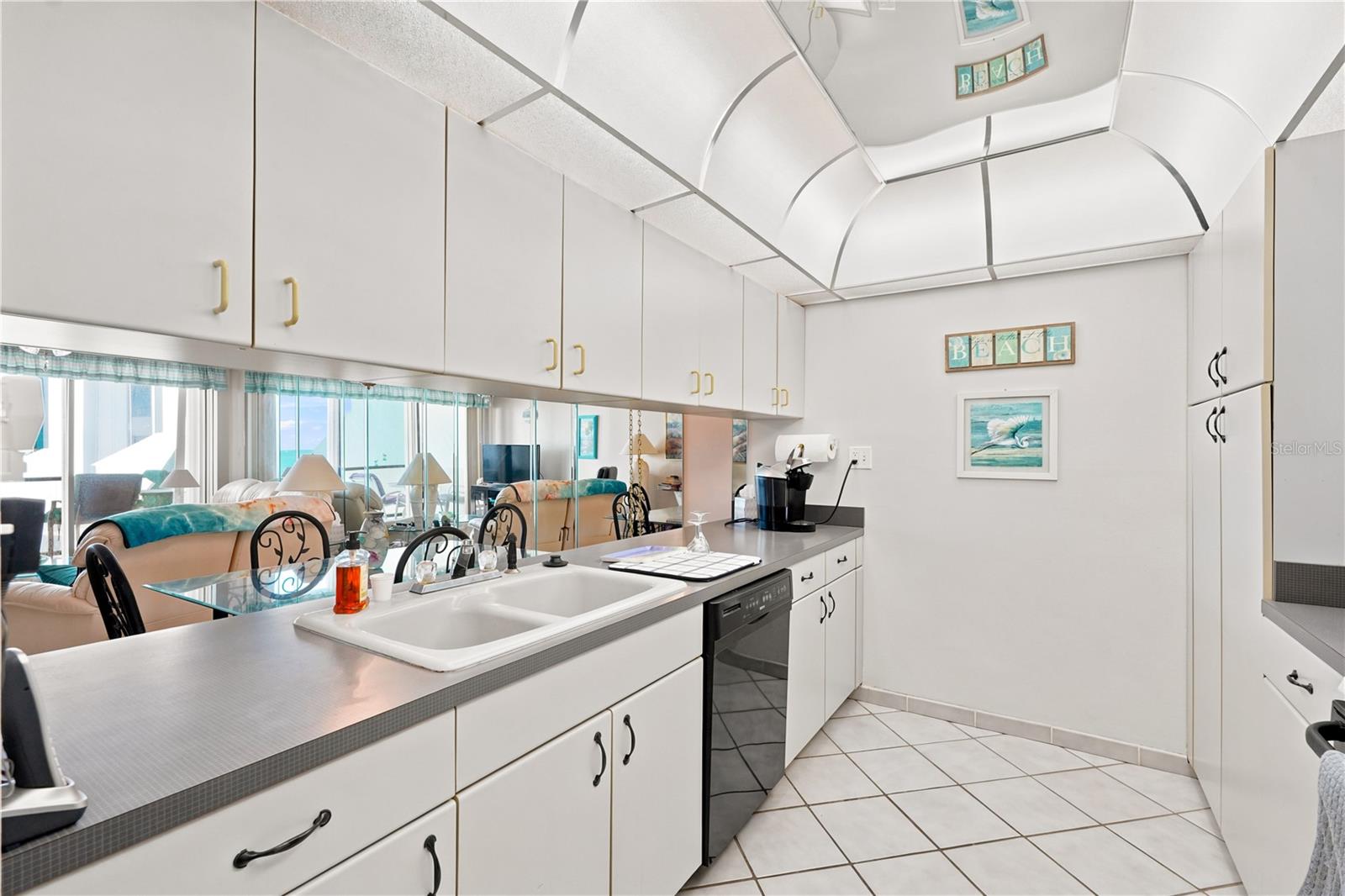 440 WEST CONDO - Residential