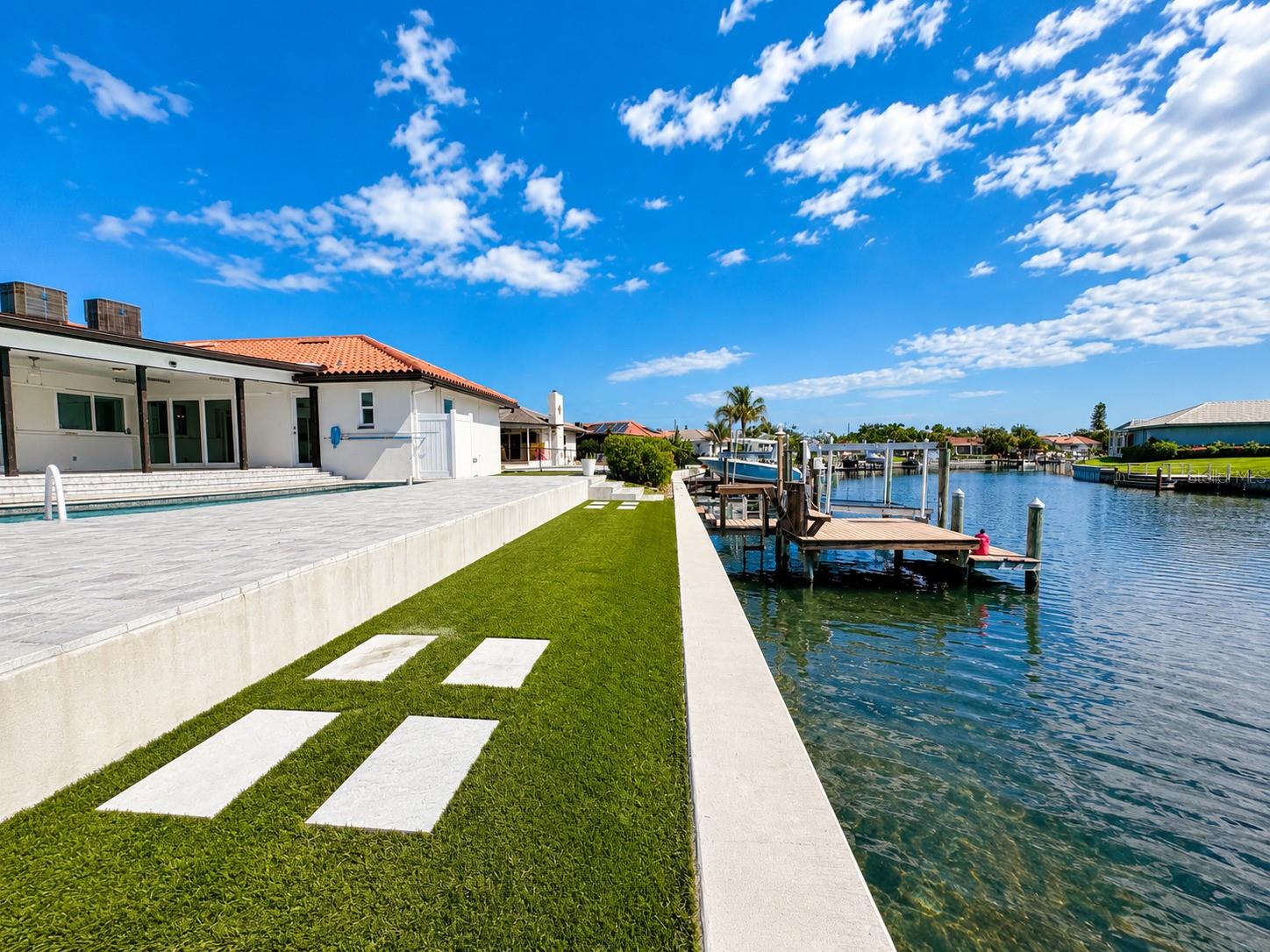 VENETIAN ISLES - Residential