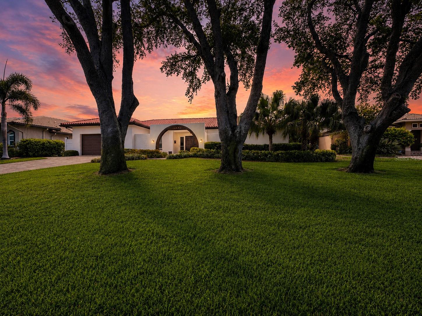 VENETIAN ISLES - Residential