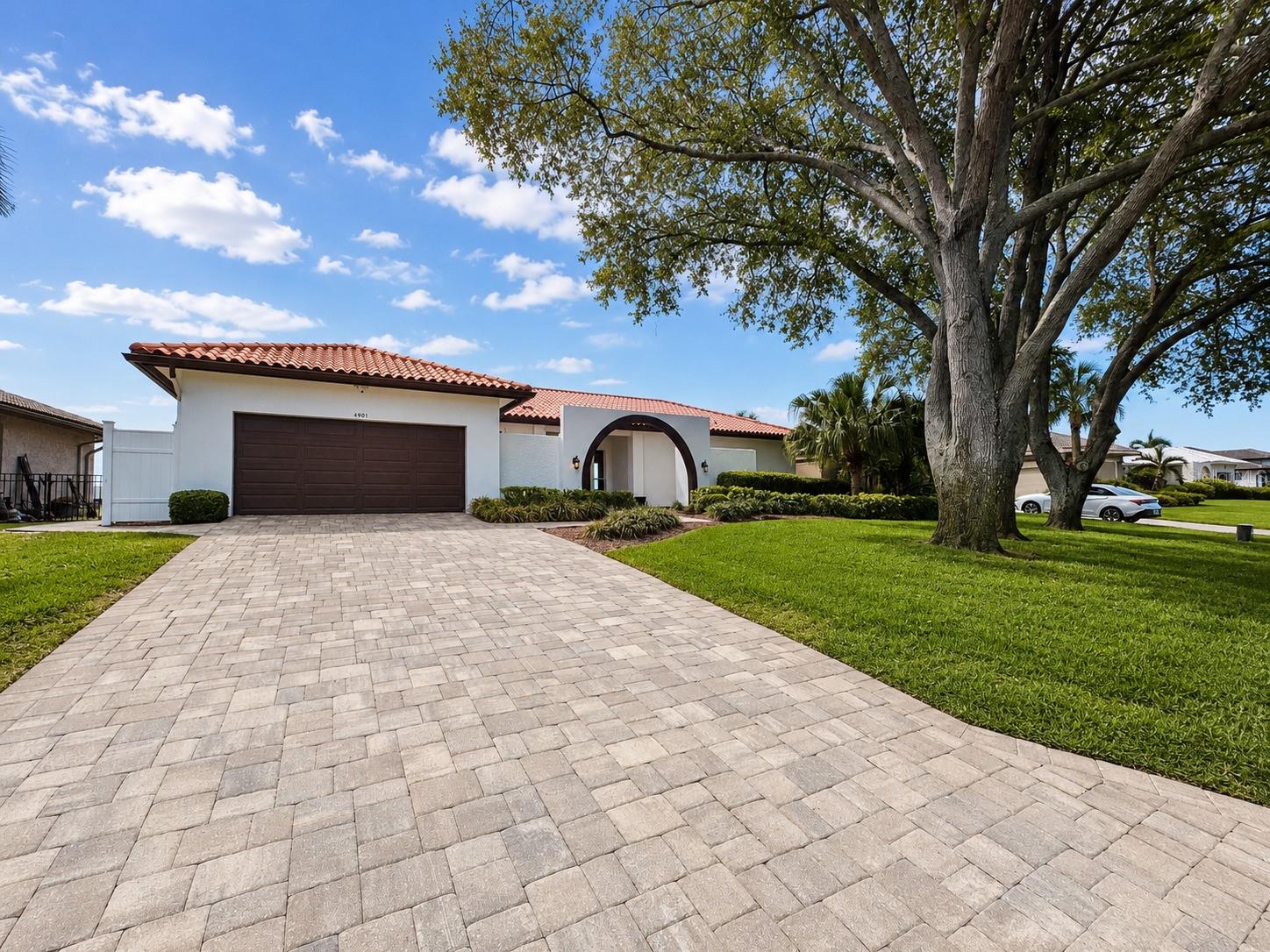 VENETIAN ISLES - Residential