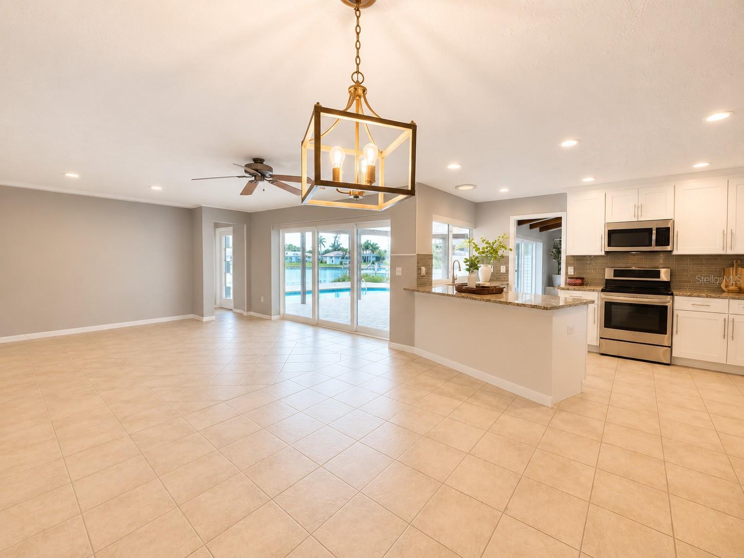 VENETIAN ISLES - Residential