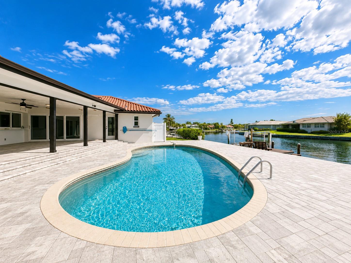 VENETIAN ISLES - Residential
