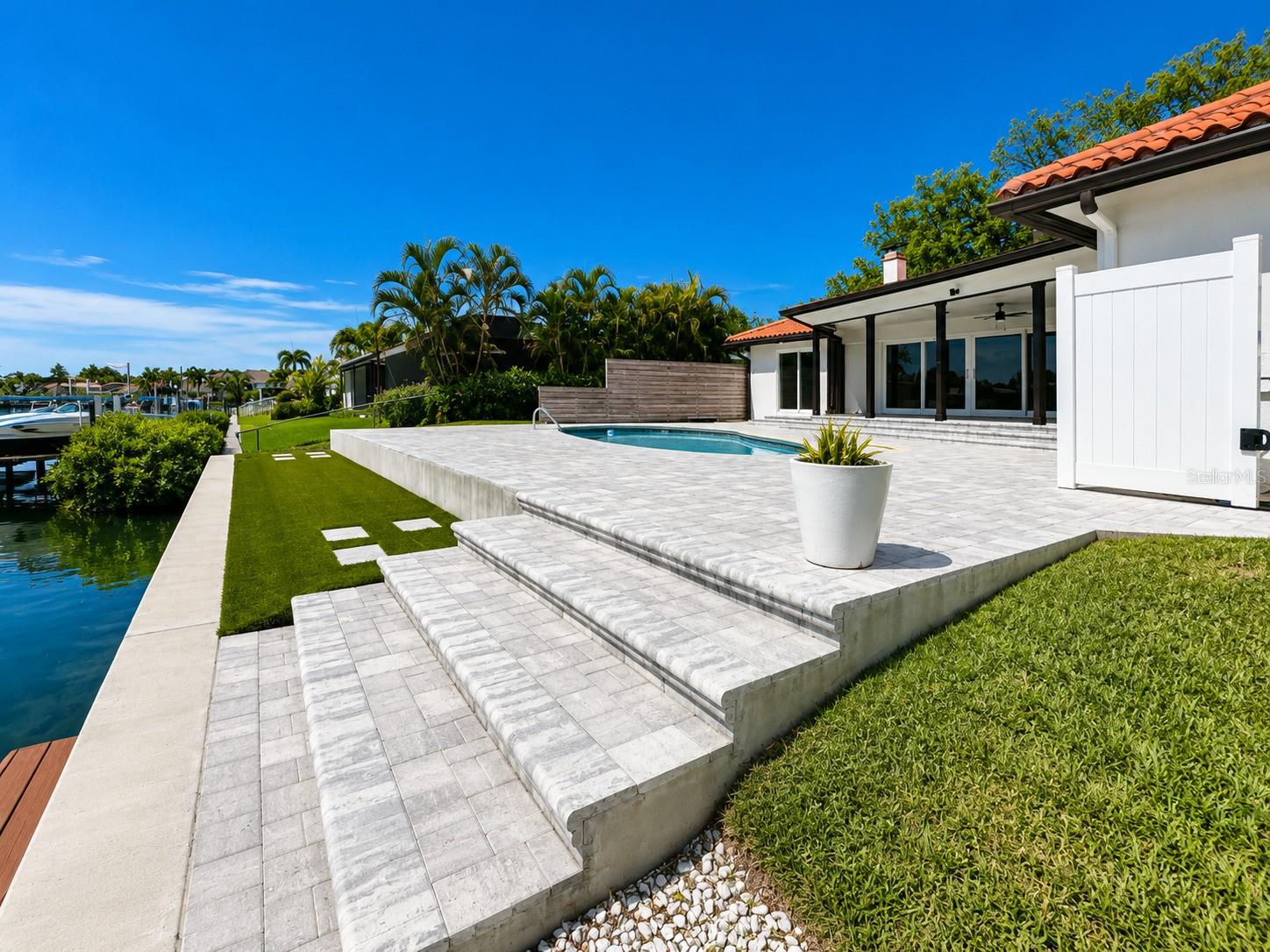 VENETIAN ISLES - Residential